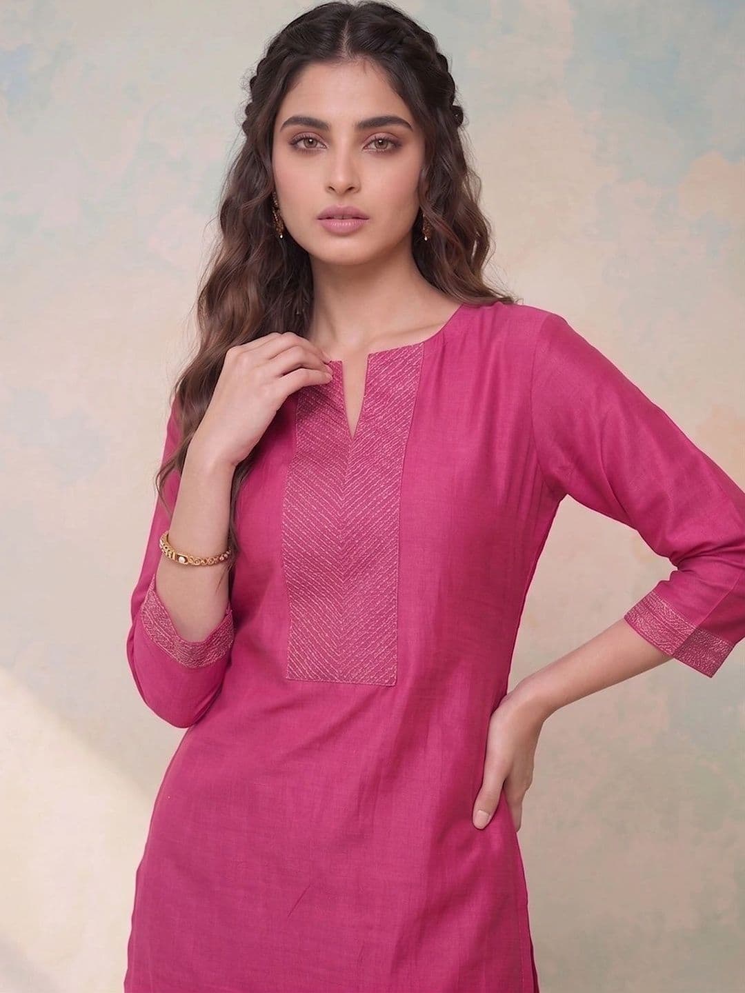 AADVIKA Women Regular Kurta with Trousers & With Dupatta thumbnail 3