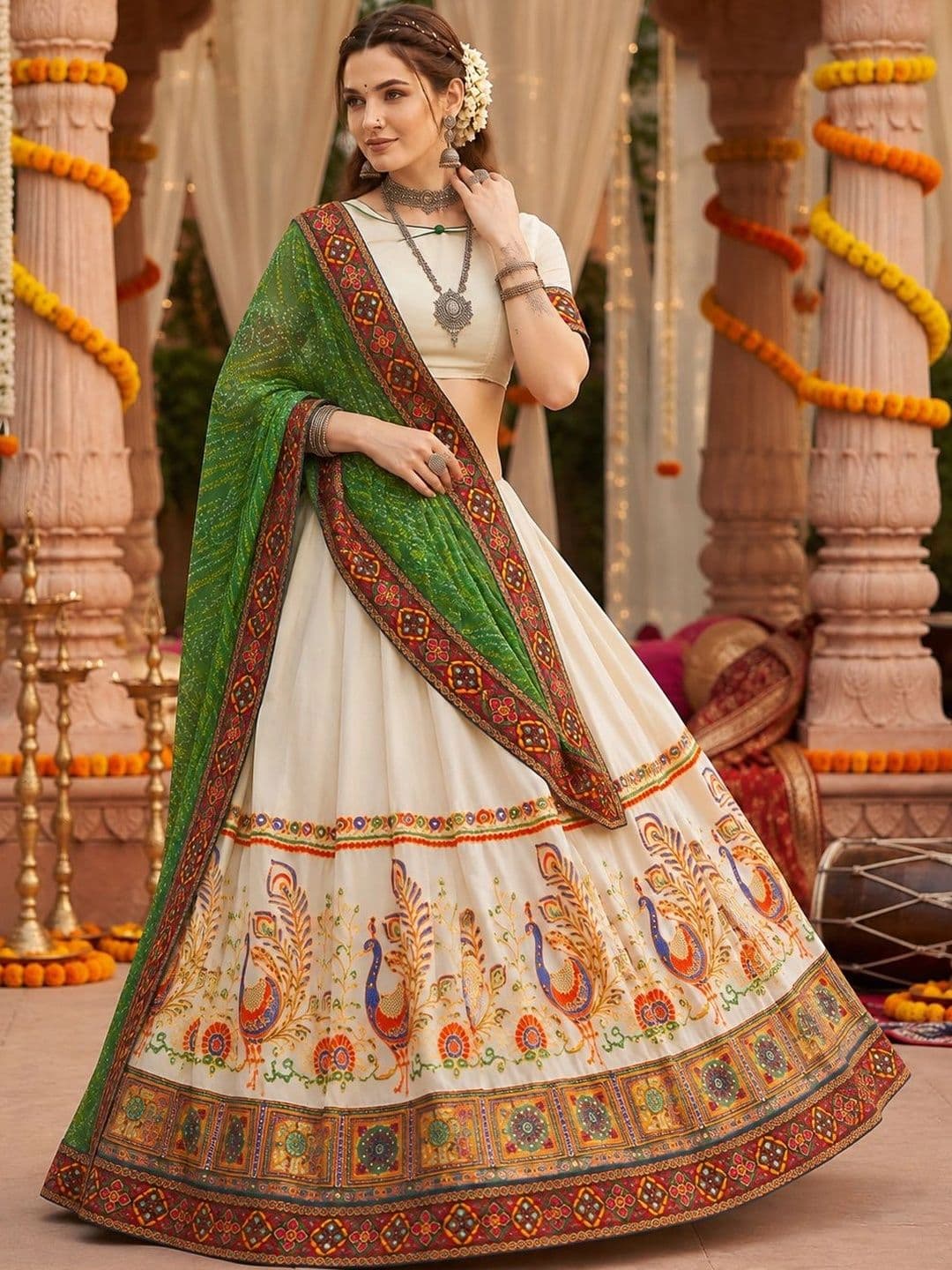 Sangria Bandhani Embroidered Pure Georgette Half and Half Bandhani Saree thumbnail 3