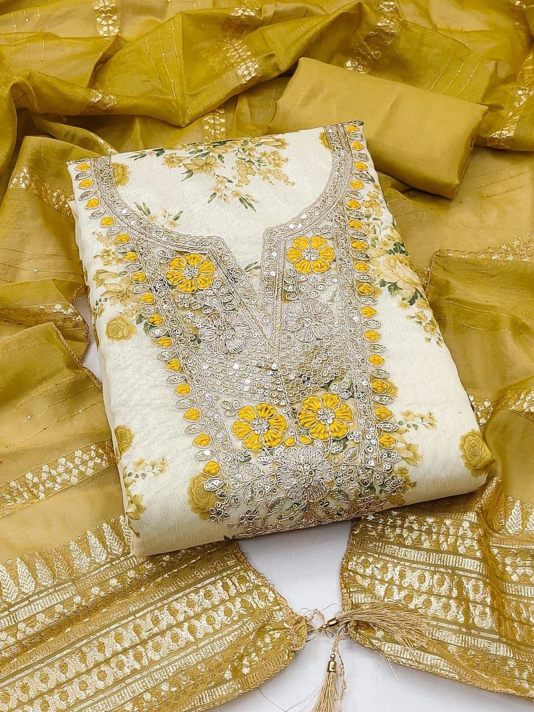 TAVAS Printed Unstitched Dress Material thumbnail 3