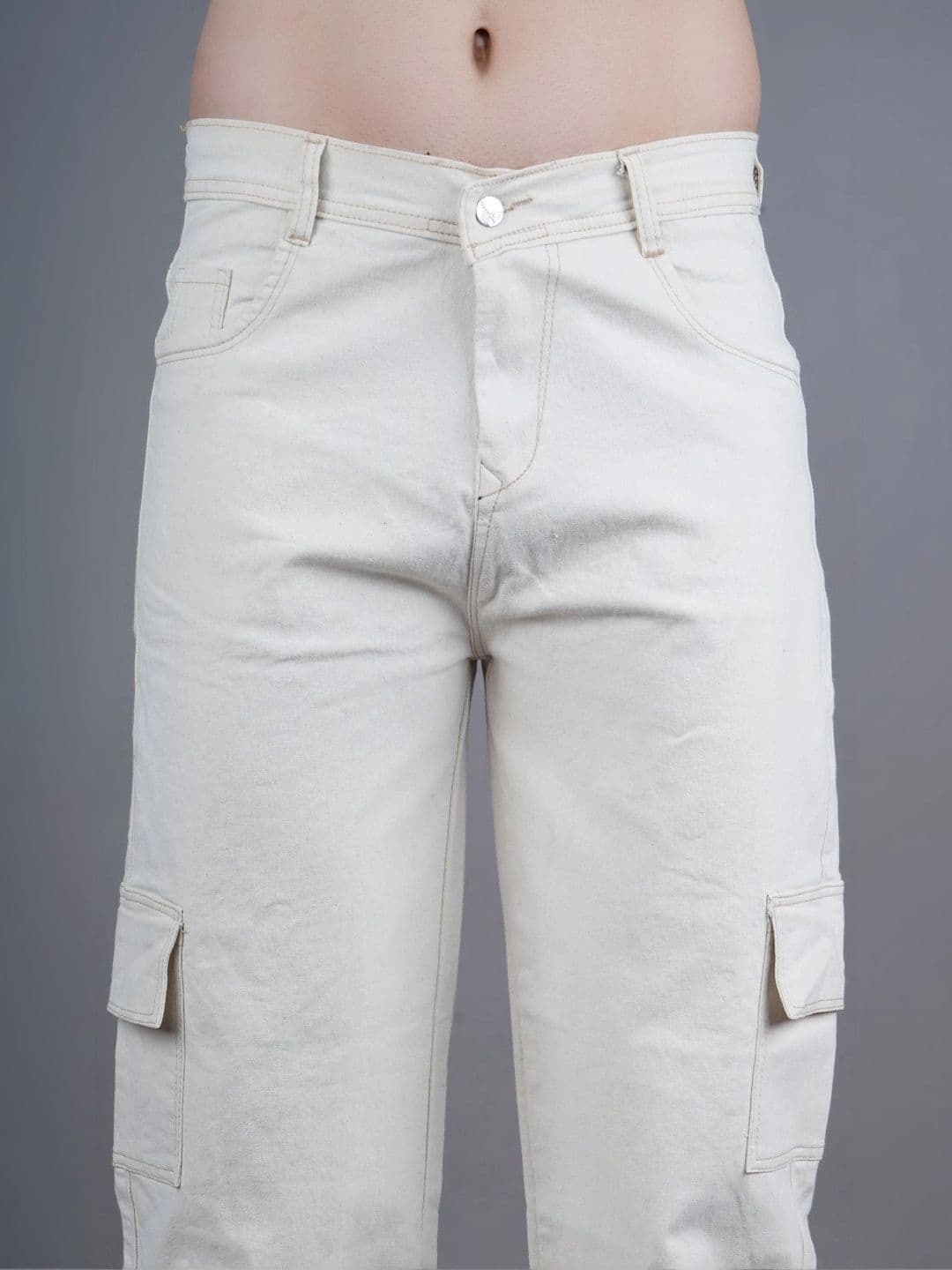 HERE&NOW Men's Beige Contrast-Stitched Mid-Rise Relaxed Cargo Jeans thumbnail 3
