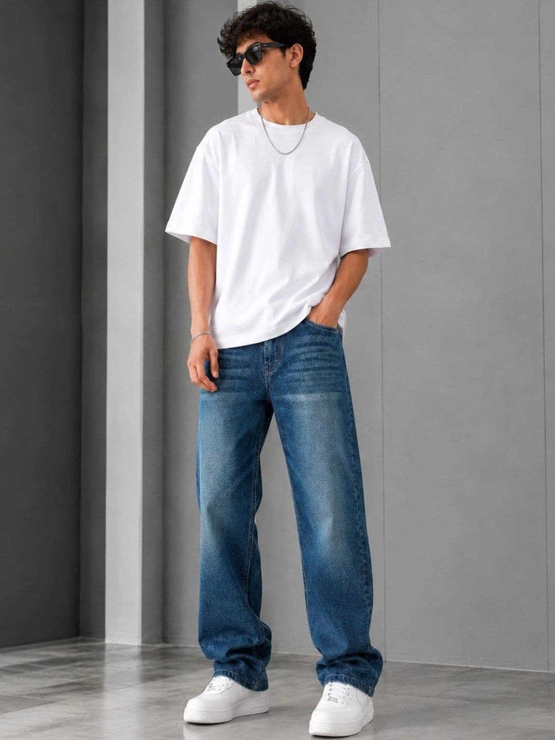 CMD Coinmen Denims Men Mid-Rise Low Distress Stretchable Jeans thumbnail 2