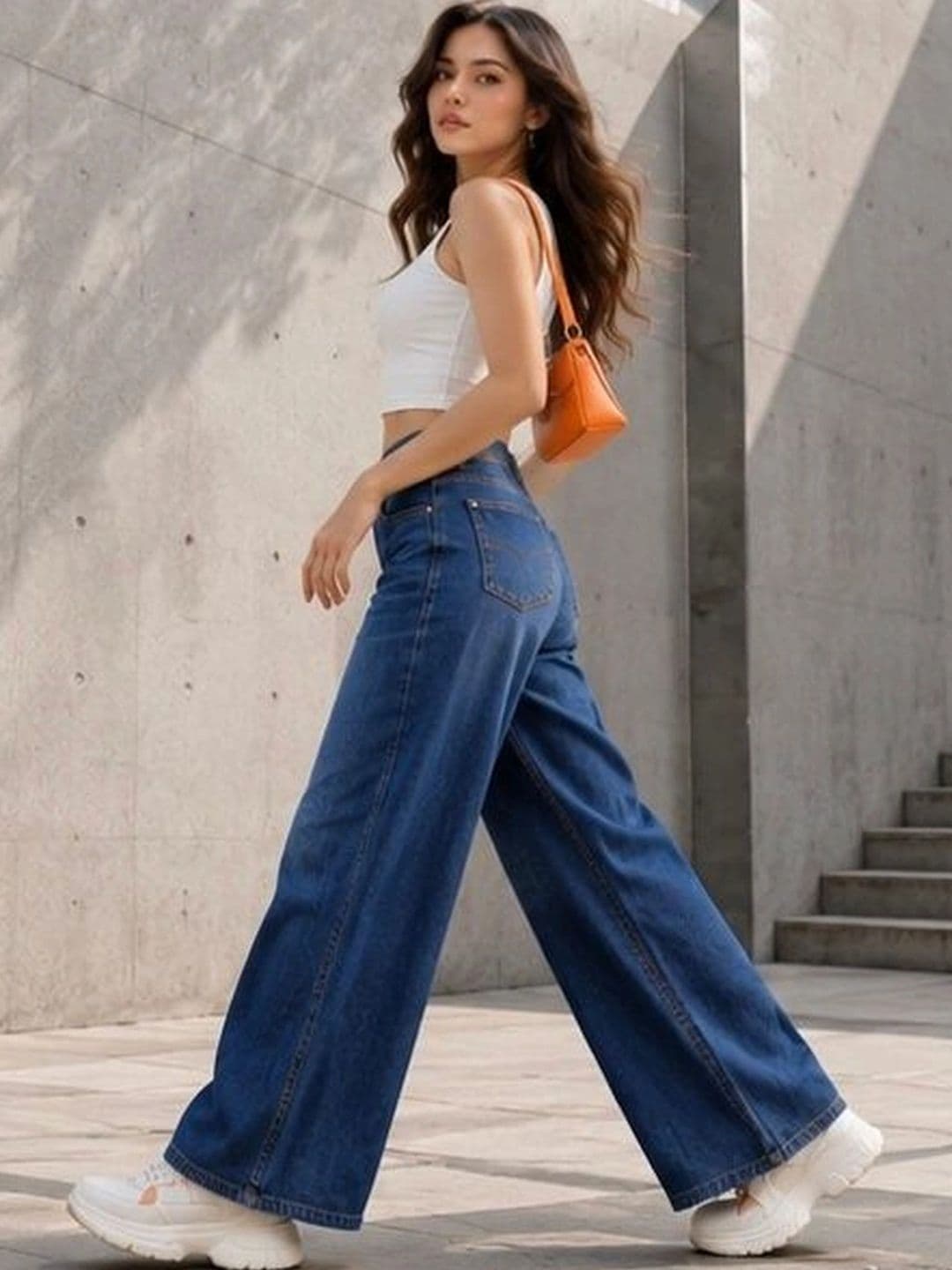 STRV Women Loose Wide Leg High-Rise Light Fade Stretchable Jeans thumbnail 4