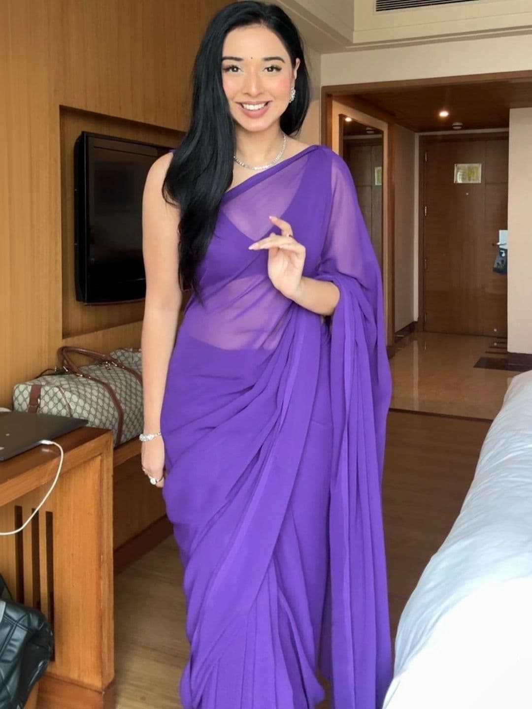 Sangria Poly Georgette Designer Maheshwari Saree thumbnail 3