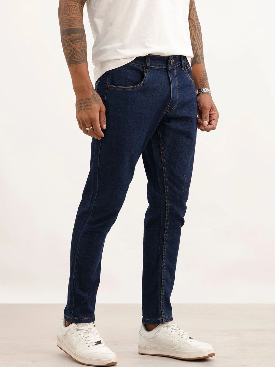 WROGN Men Slim Fit Mid-Rise Stretchable Jeans thumbnail 3