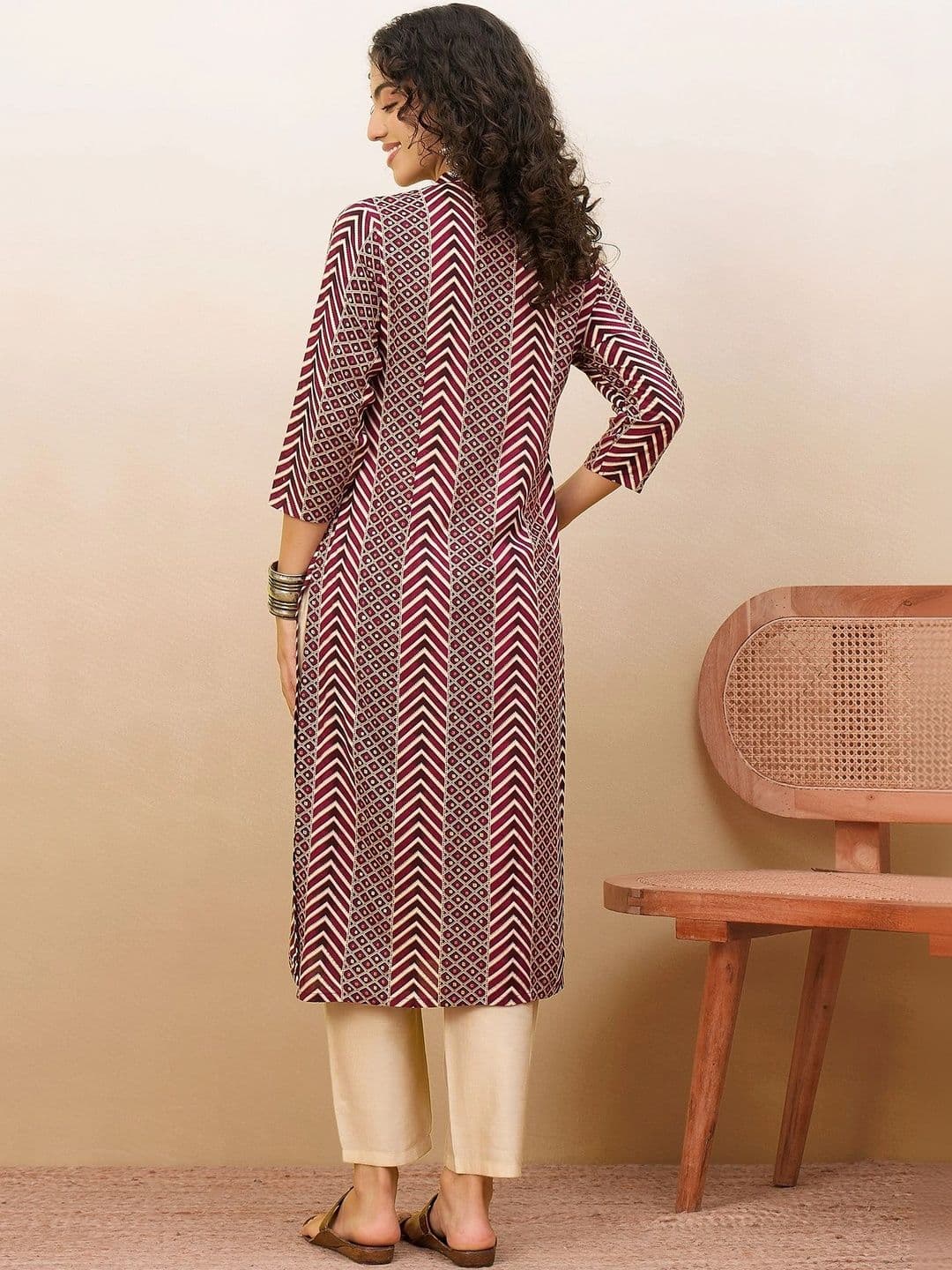 Anouk Women Geometric Printed Kurta thumbnail 6