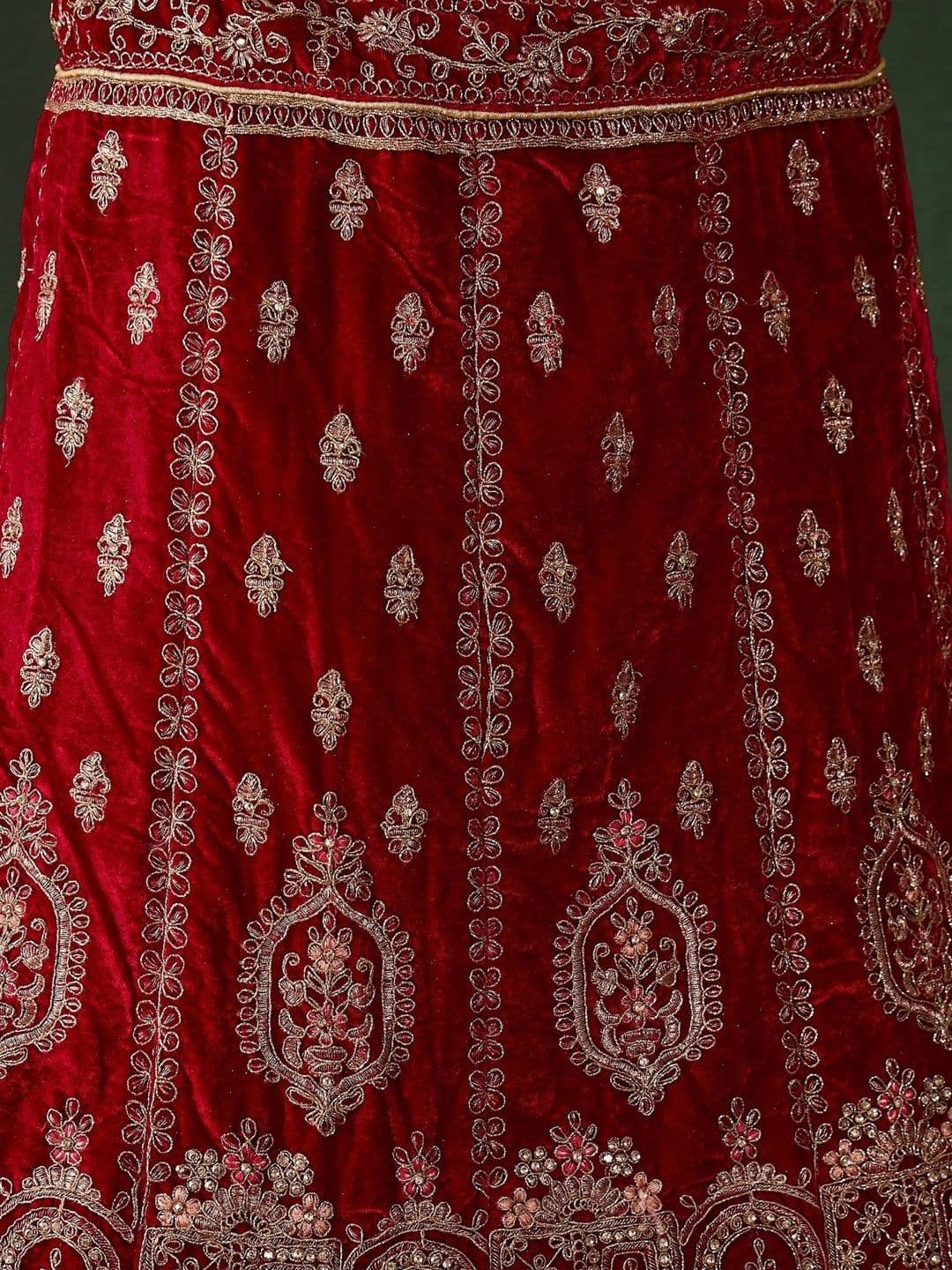 Anouk Rustic Embroidered Semi-Stitched Lehenga & Unstitched Blouse With Dupatta thumbnail 2