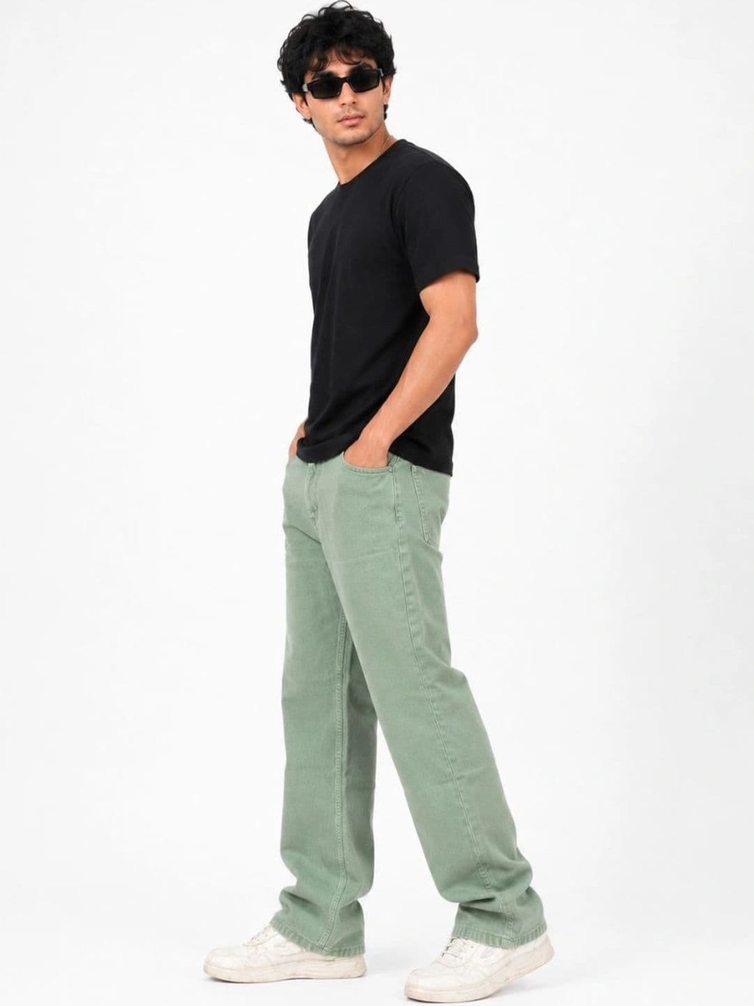 MQ Denim Men Straight Fit Mid-Rise Jeans thumbnail 2