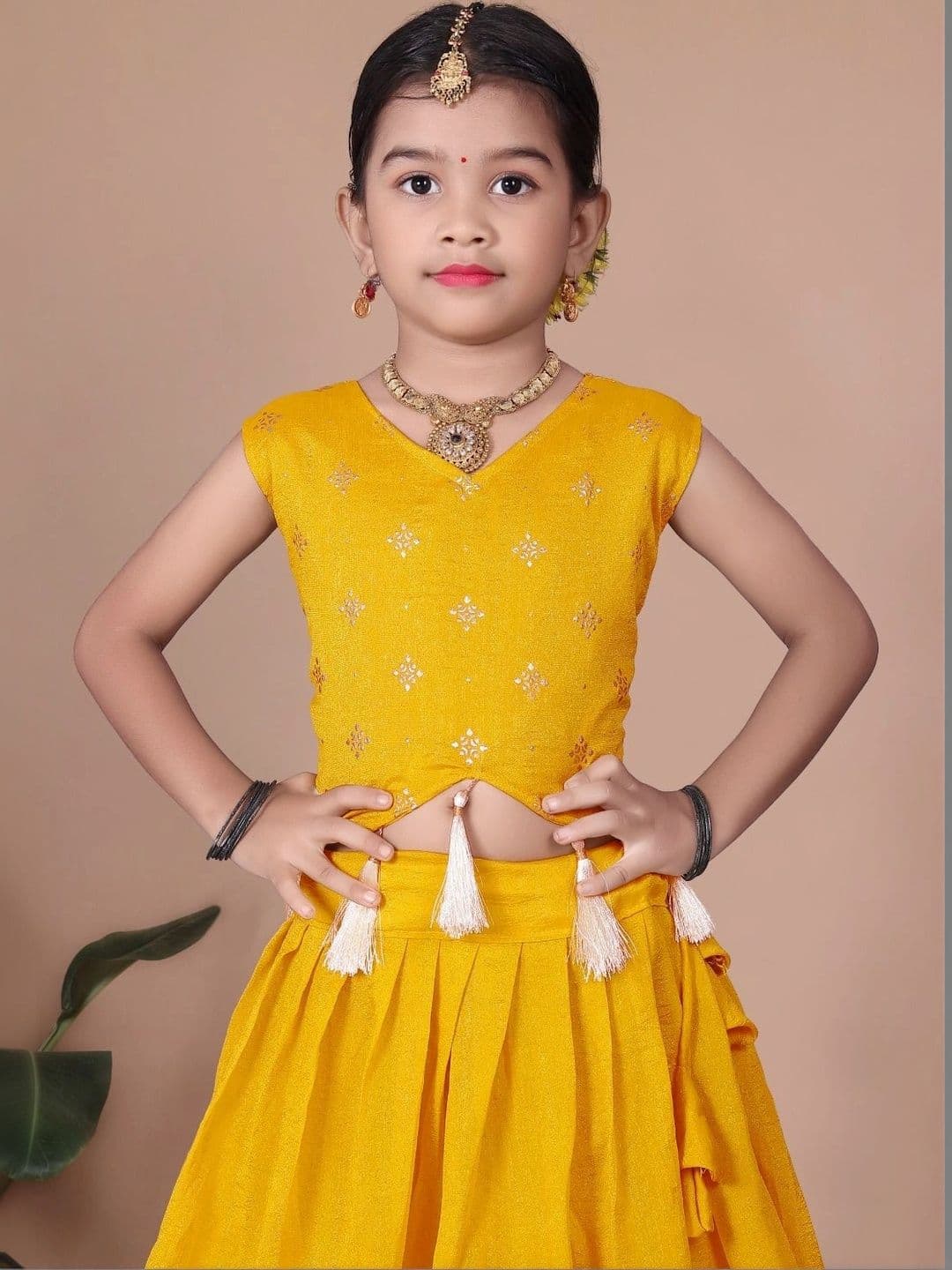Tiny Twirls Girls Embellished Ready to Wear Lehenga & thumbnail 5