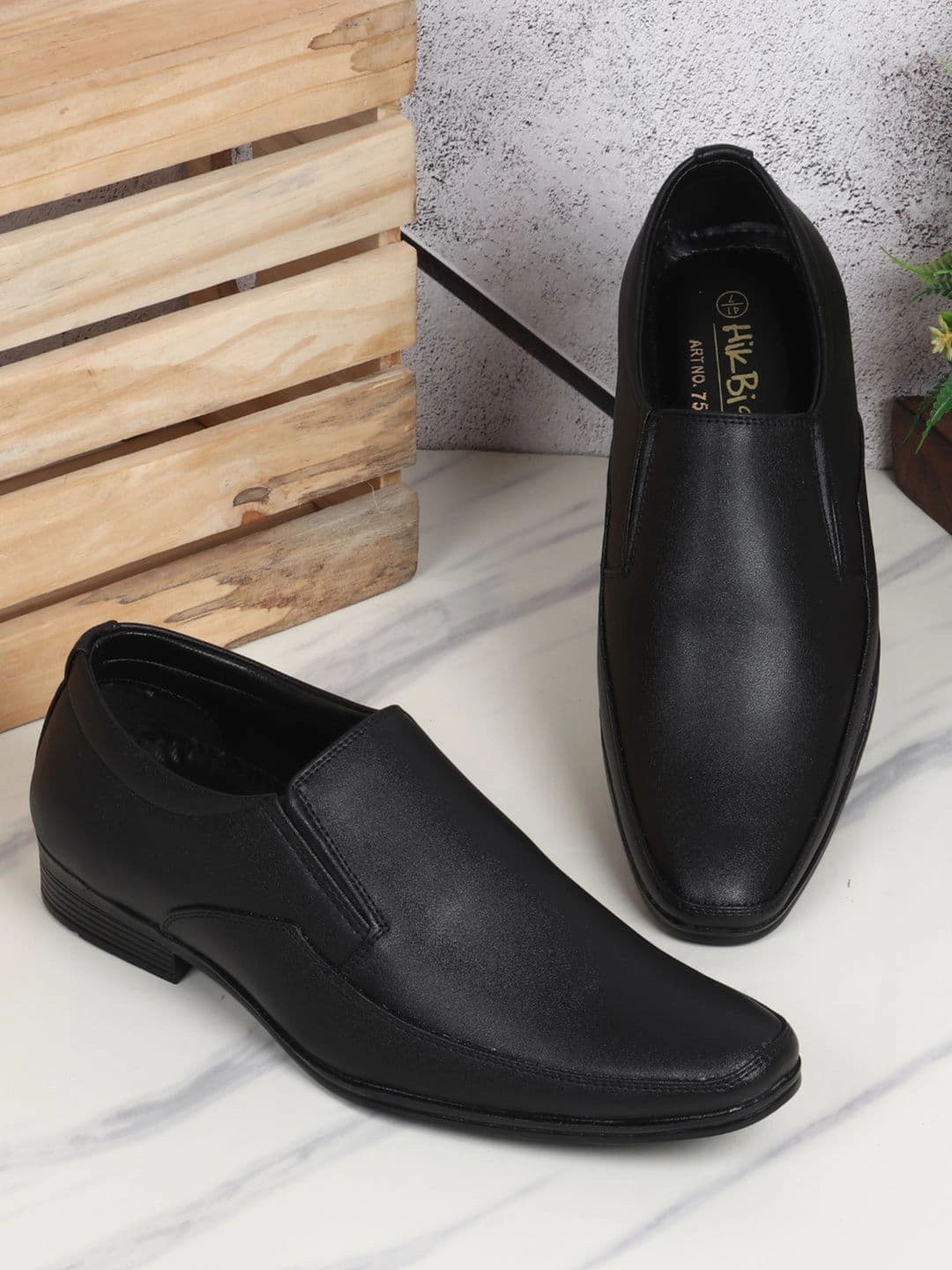 HikBi Men Leather Formal Slip-On Shoes thumbnail 2