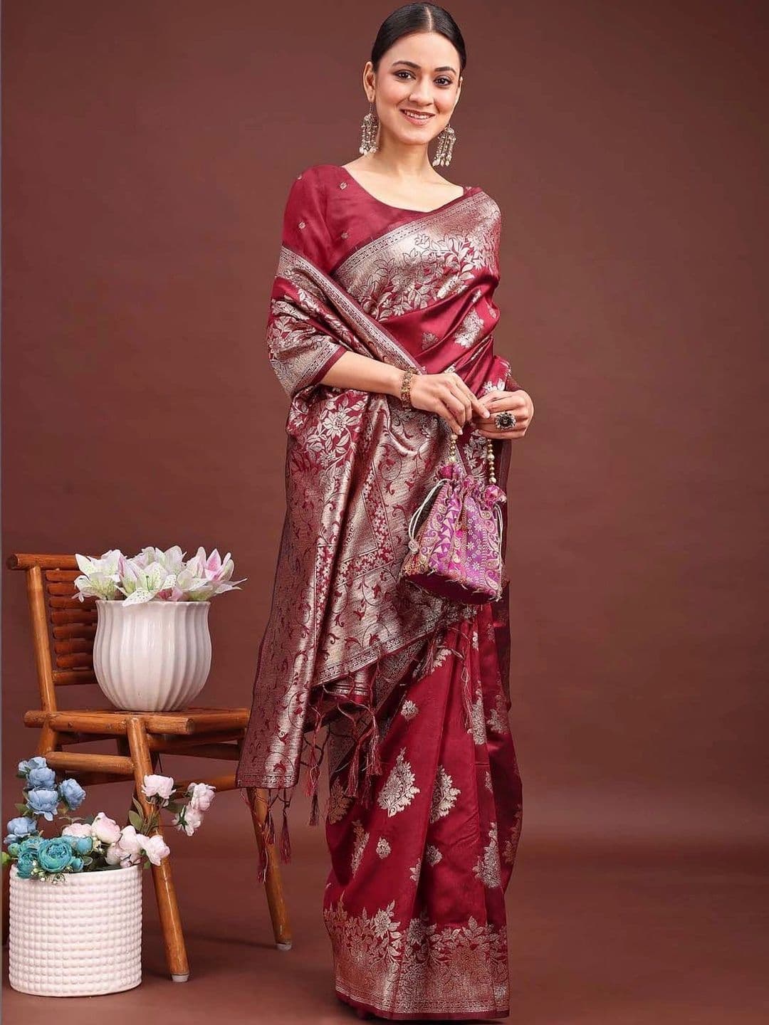 Mitera Woven Design Zari Silk Blend Banarasi Saree - view 1