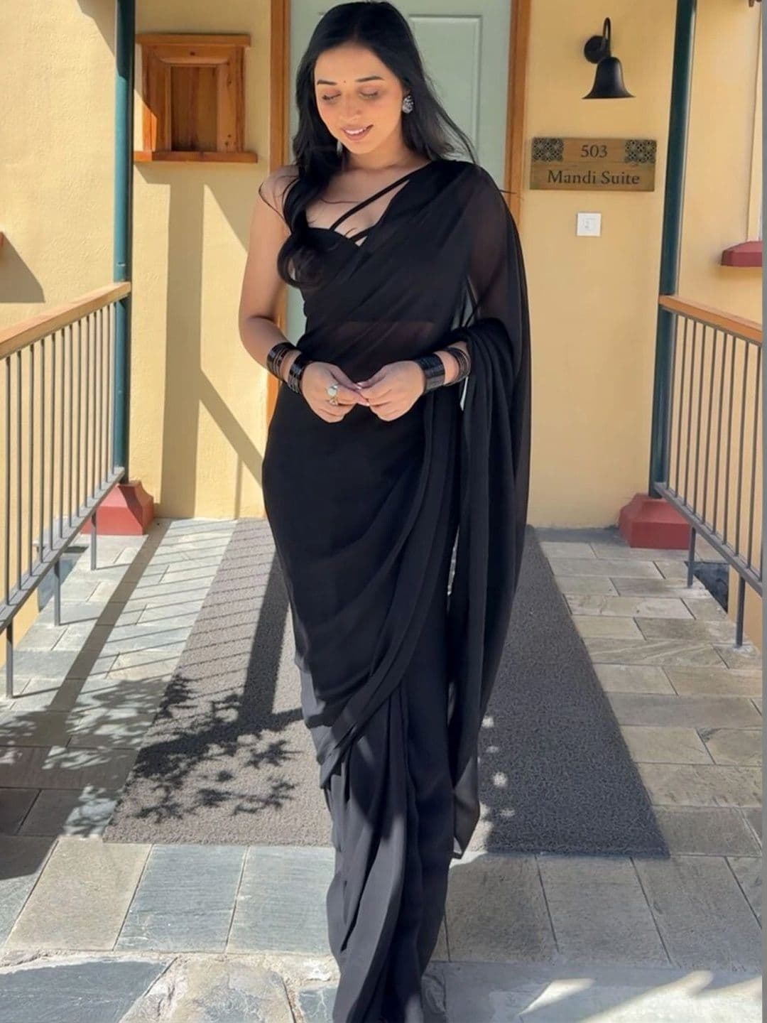 Sangria Poly Georgette Designer Maheshwari Saree - view 1