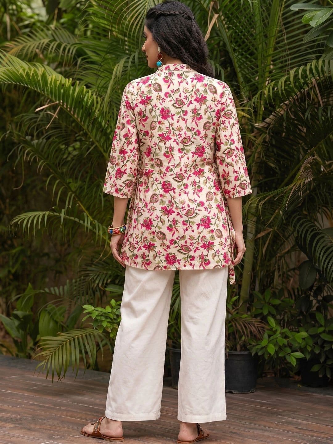 SHRI VANYA CREATION Floral Printed Pure Cotton Kurti thumbnail 6