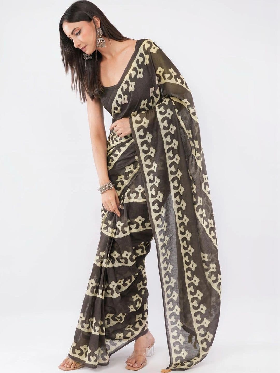 SAMANTHA Ethnic Motifs Linen Blend Saree thumbnail 4