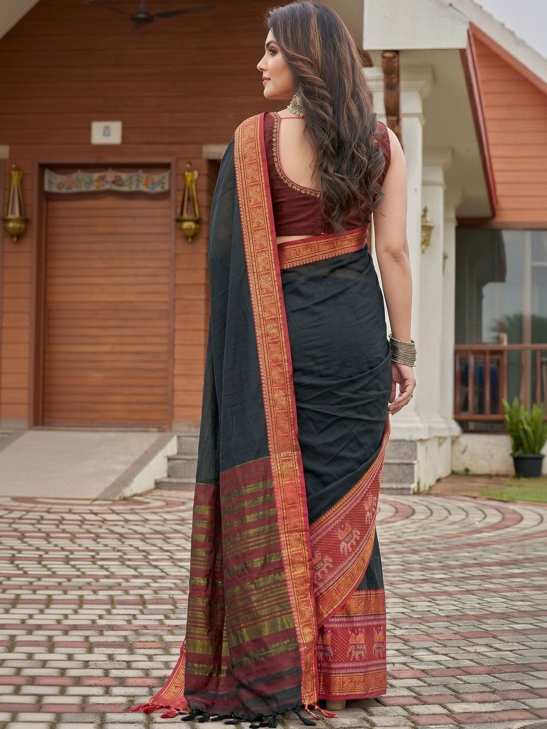 BOLOKA Zari Designer Narayan Peth Saree thumbnail 3