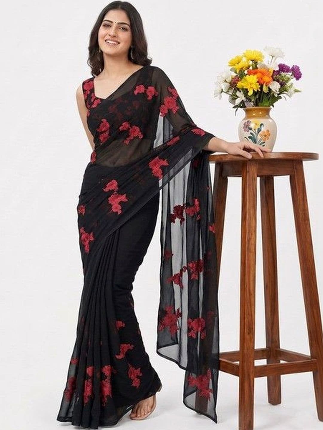 ARIHANT CREATIONS Floral Poly Georgette Saree - view 1