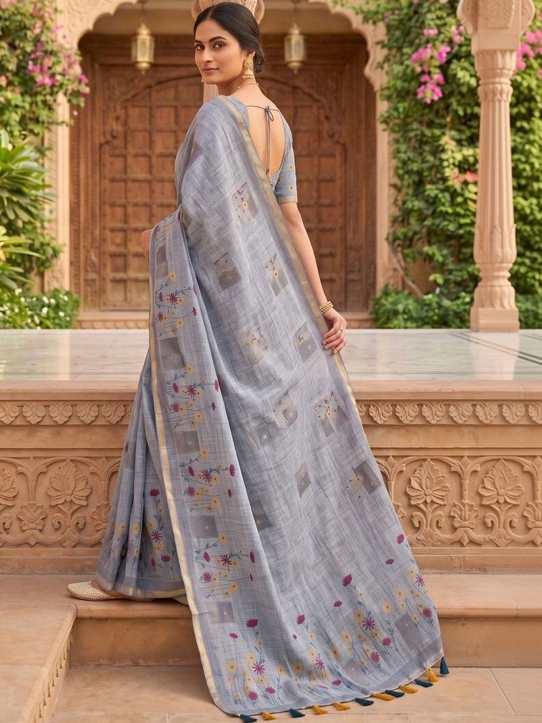 Mitera Floral Linen Blend Tussar Saree thumbnail 7