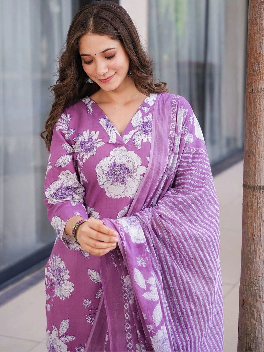 SZN Women Floral Printed Regular Kurta with Trousers & With Dupatta thumbnail 5