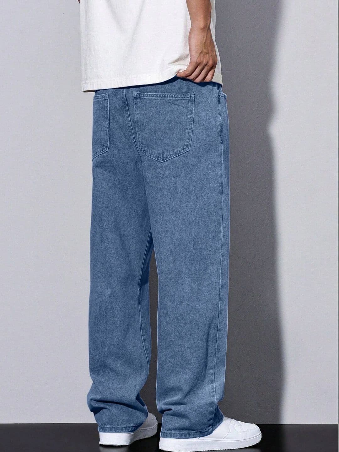 PLUS 91 Men Smart Straight Fit Mid-Rise Jeans thumbnail 3