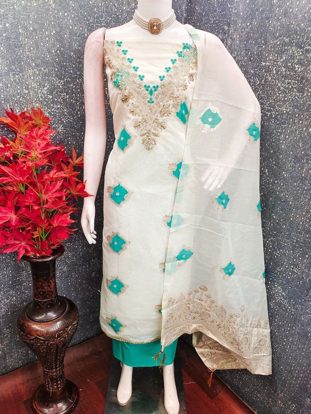 TAVAS Unstitched Dress Material thumbnail 2
