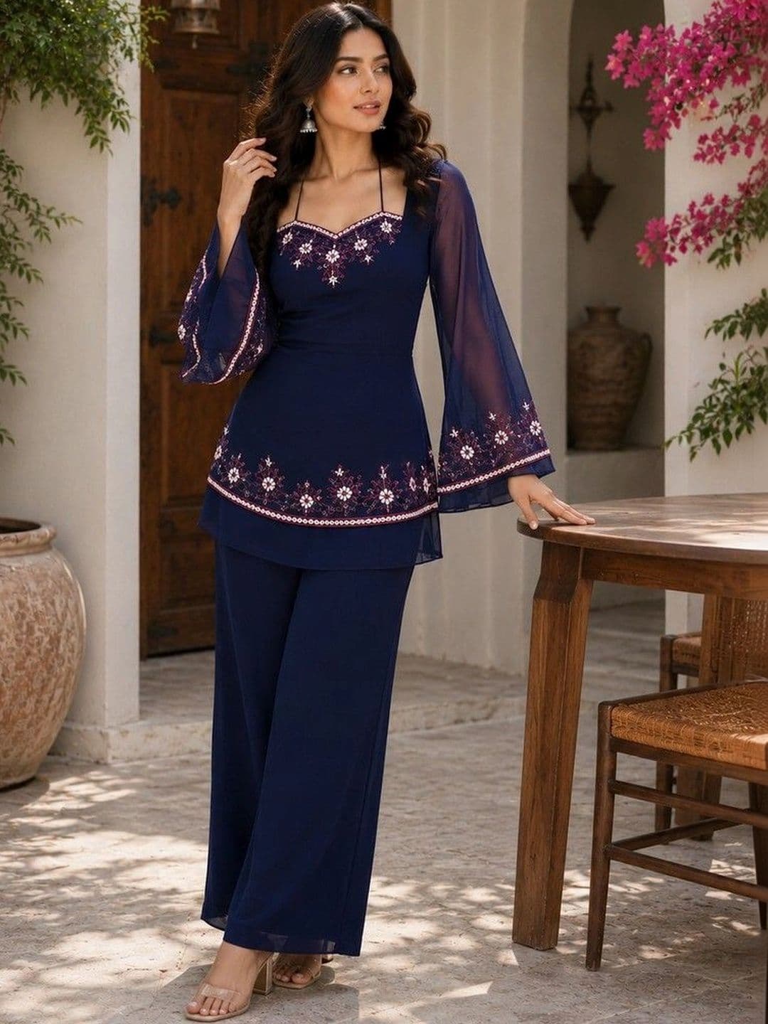 Sangria Women Ethnic Motifs Embroidered Regular Thread Work Kurta with Palazzos thumbnail 3