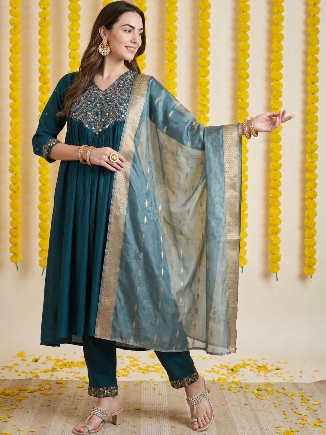 Anouk Women Ethnic Motifs Embroidered Thread Work Kurta with Trousers & With Dupatta thumbnail 2