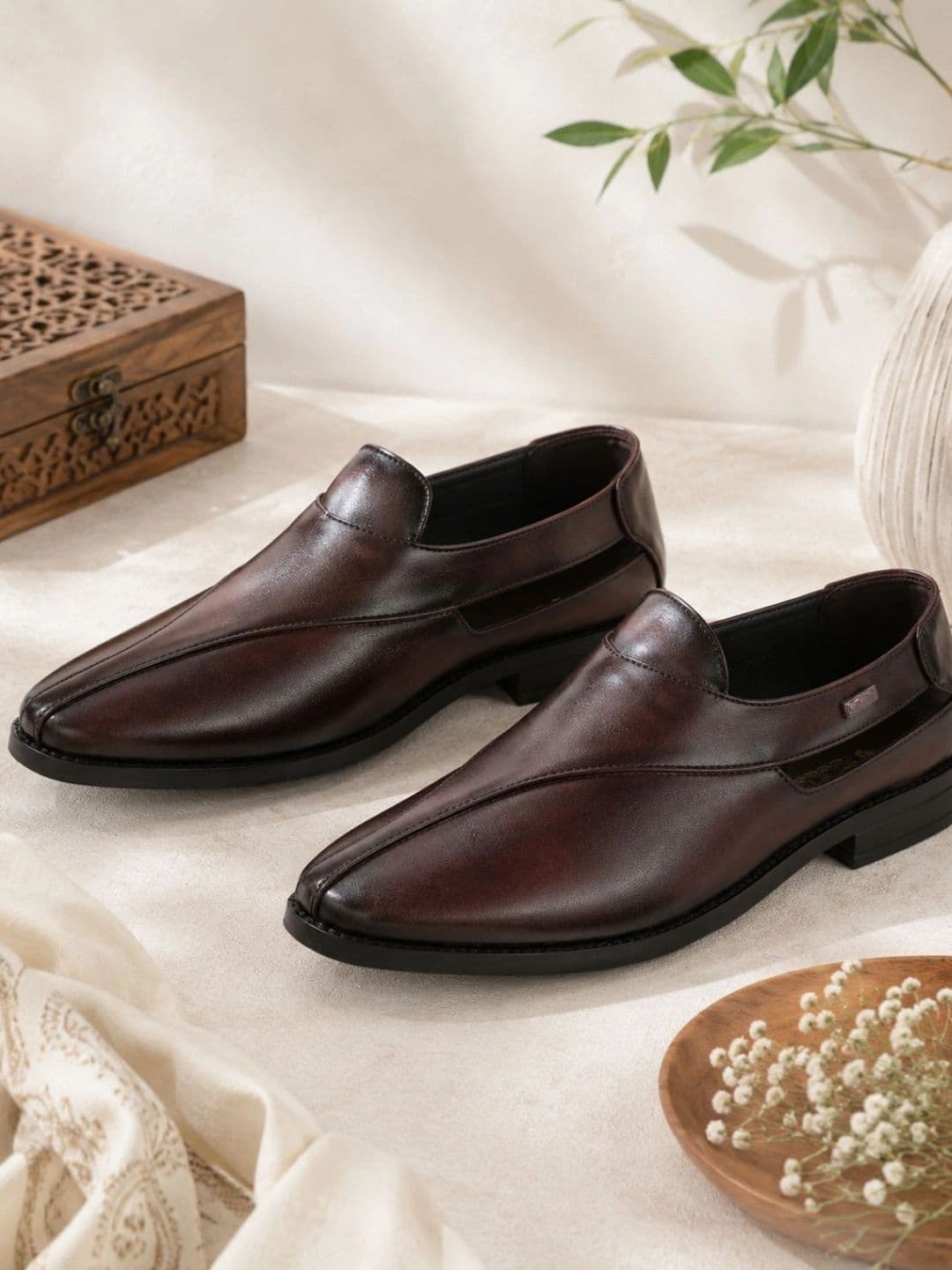 HIROLAS Men Ethnic Shoe-Style Sandals - view 1