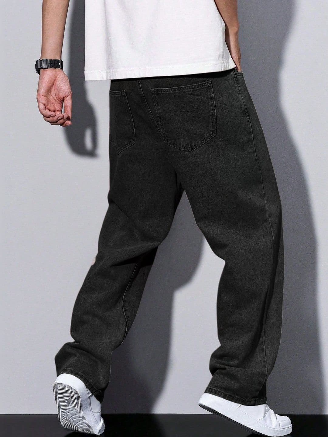 PLUS 91 Men Smart Straight Fit Mid-Rise Jeans thumbnail 2
