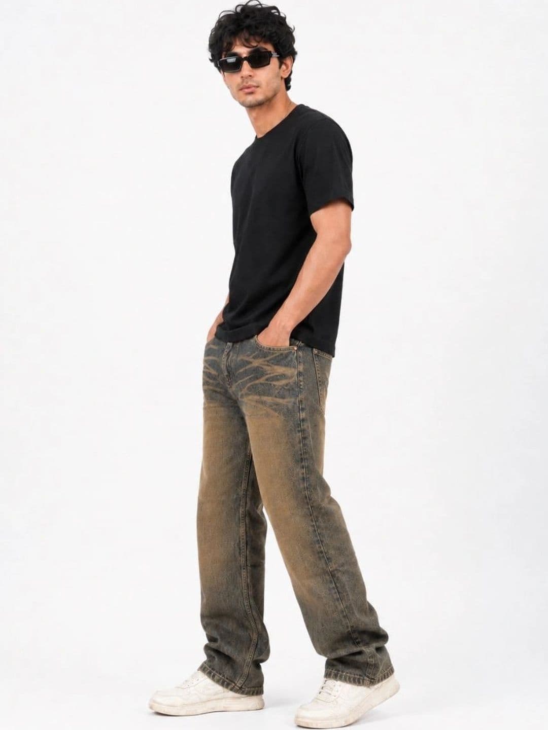 MQ Denim Men Straight Fit Mid-Rise Low Distress Light Fade Jeans thumbnail 2