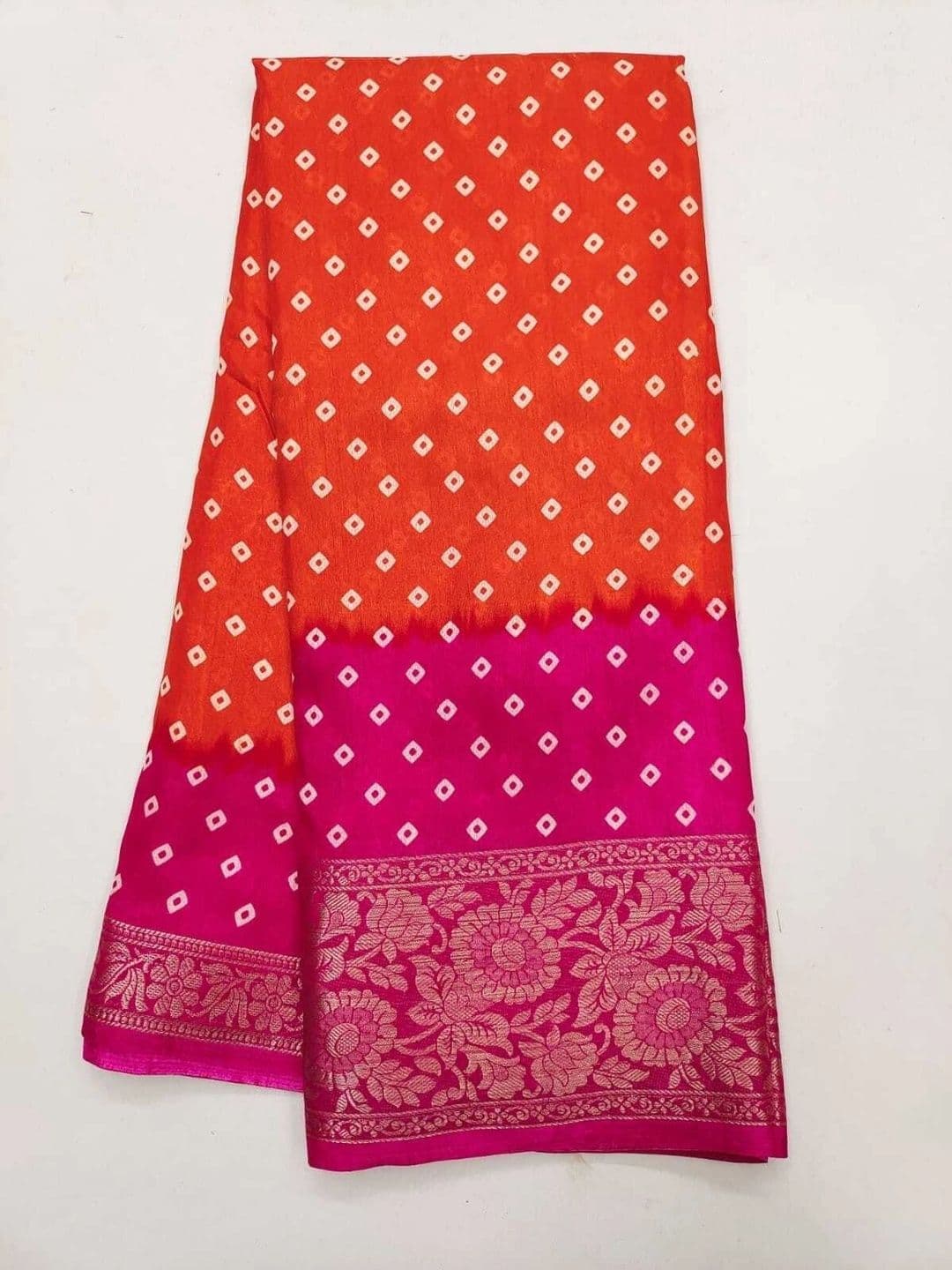 BOLOKA Bandhani Zari Art Silk Designer Bandhani Saree thumbnail 5