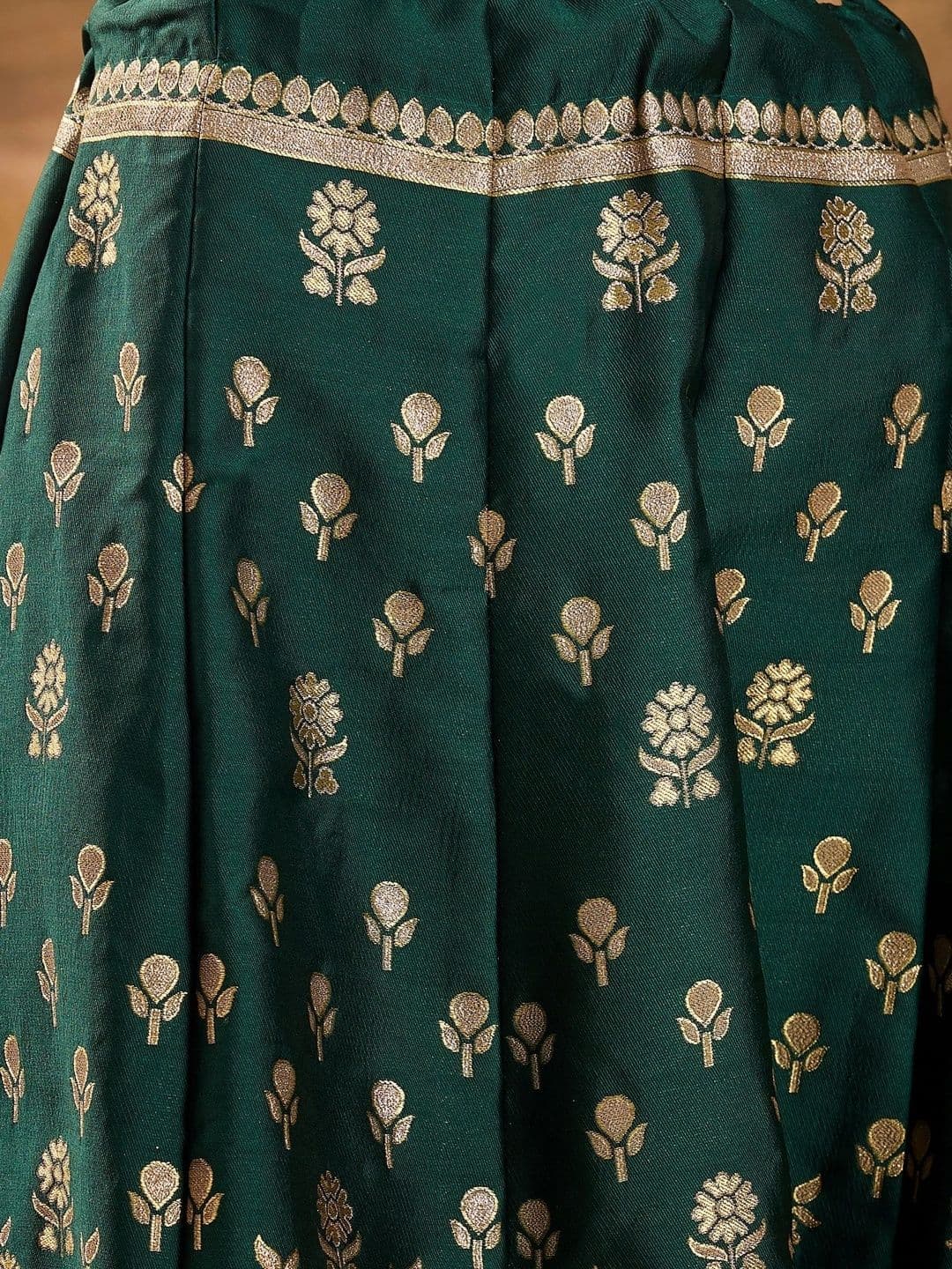 Anouk Rustic Semi-Stitched Lehenga & Unstitched Blouse With Dupatta thumbnail 2