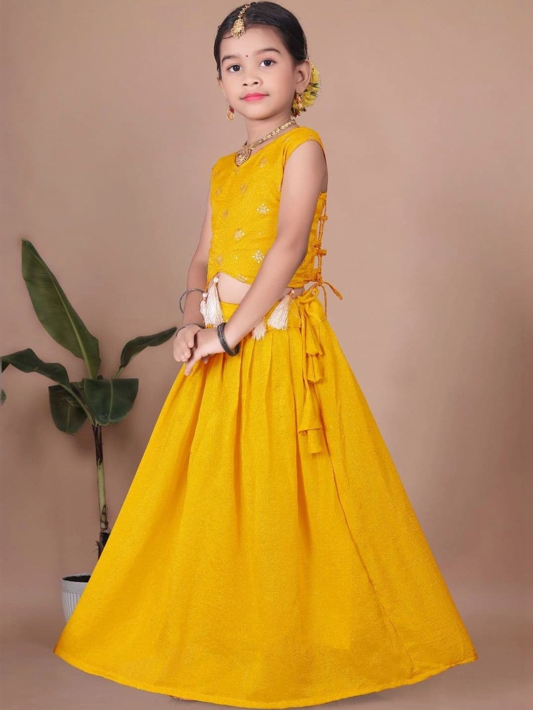 Tiny Twirls Girls Embellished Ready to Wear Lehenga & thumbnail 4