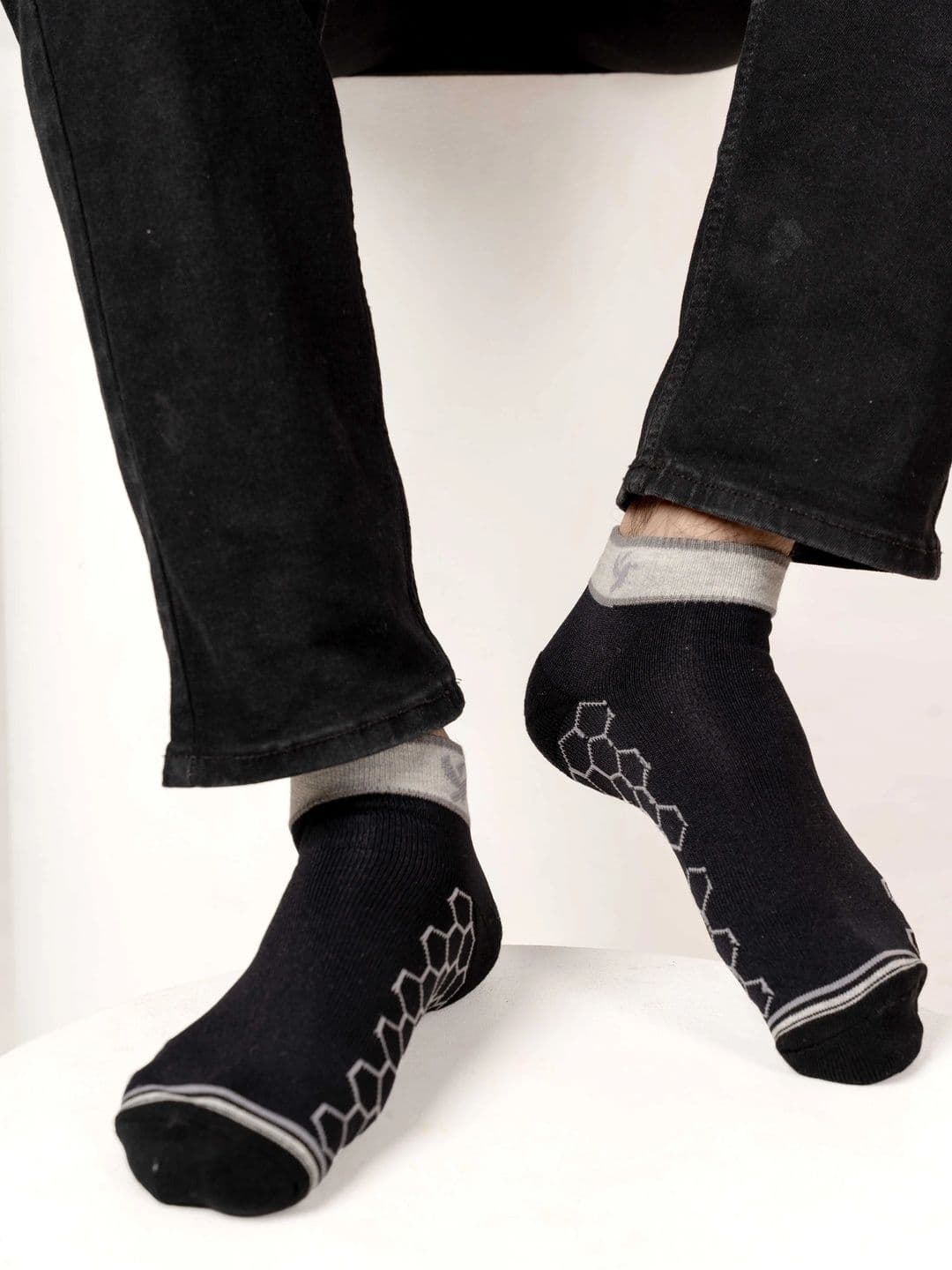 Verosmart Men Patterned Above Ankle Socks thumbnail 3
