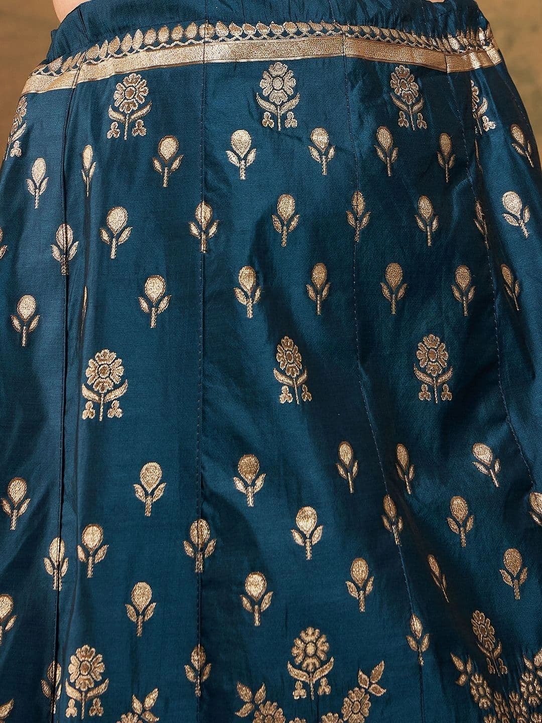 Anouk Rustic Semi-Stitched Lehenga & Unstitched Blouse With Dupatta thumbnail 6