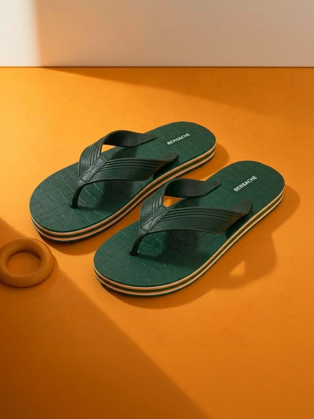 BERSACHE Men Striped Thong Flip-Flops - view 1