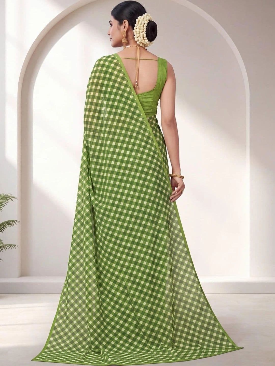 SAMANTHA Checked Poly Georgette Saree thumbnail 5
