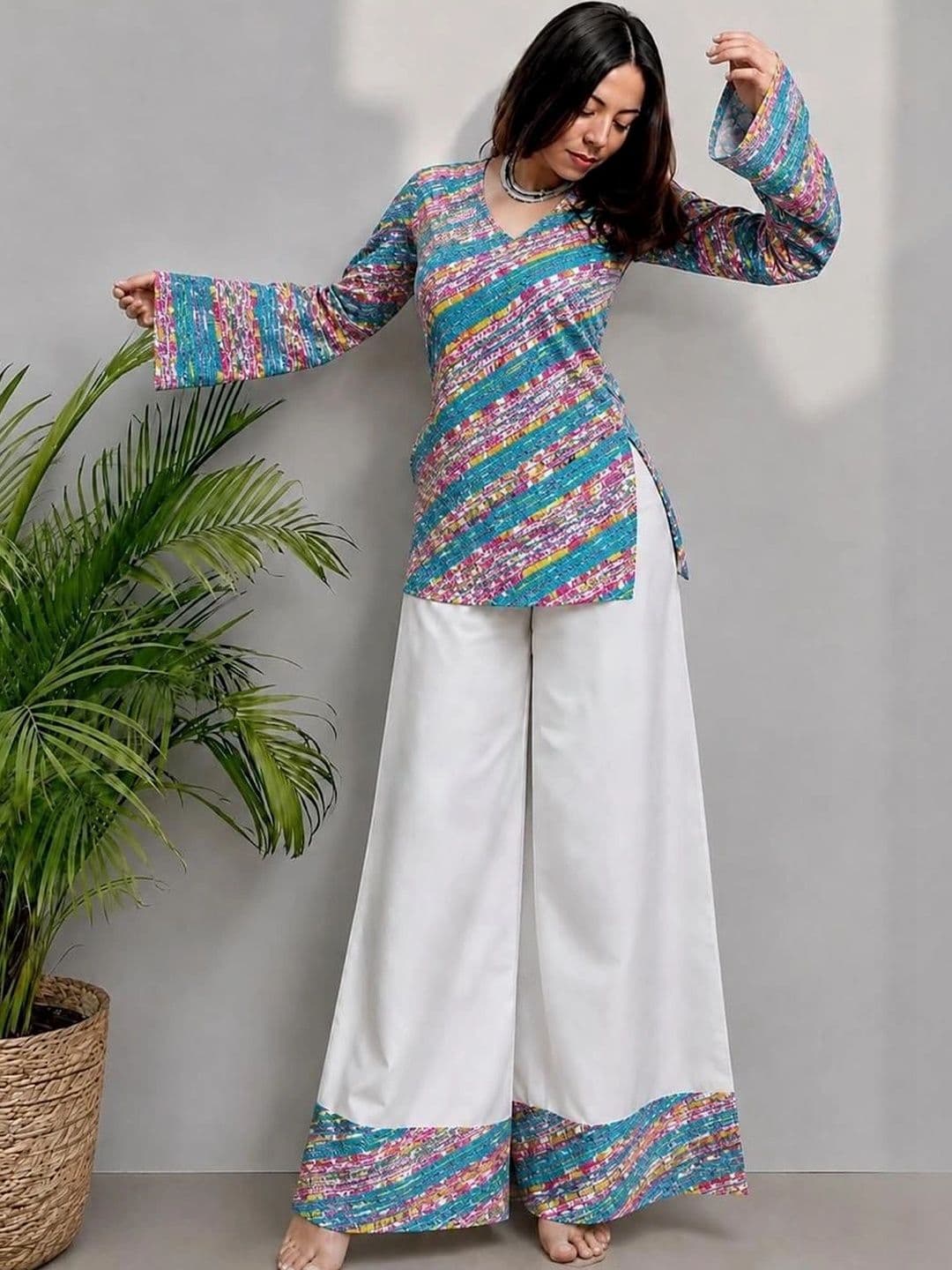 Sangria Women Printed Regular Kurta with Palazzos - view 1