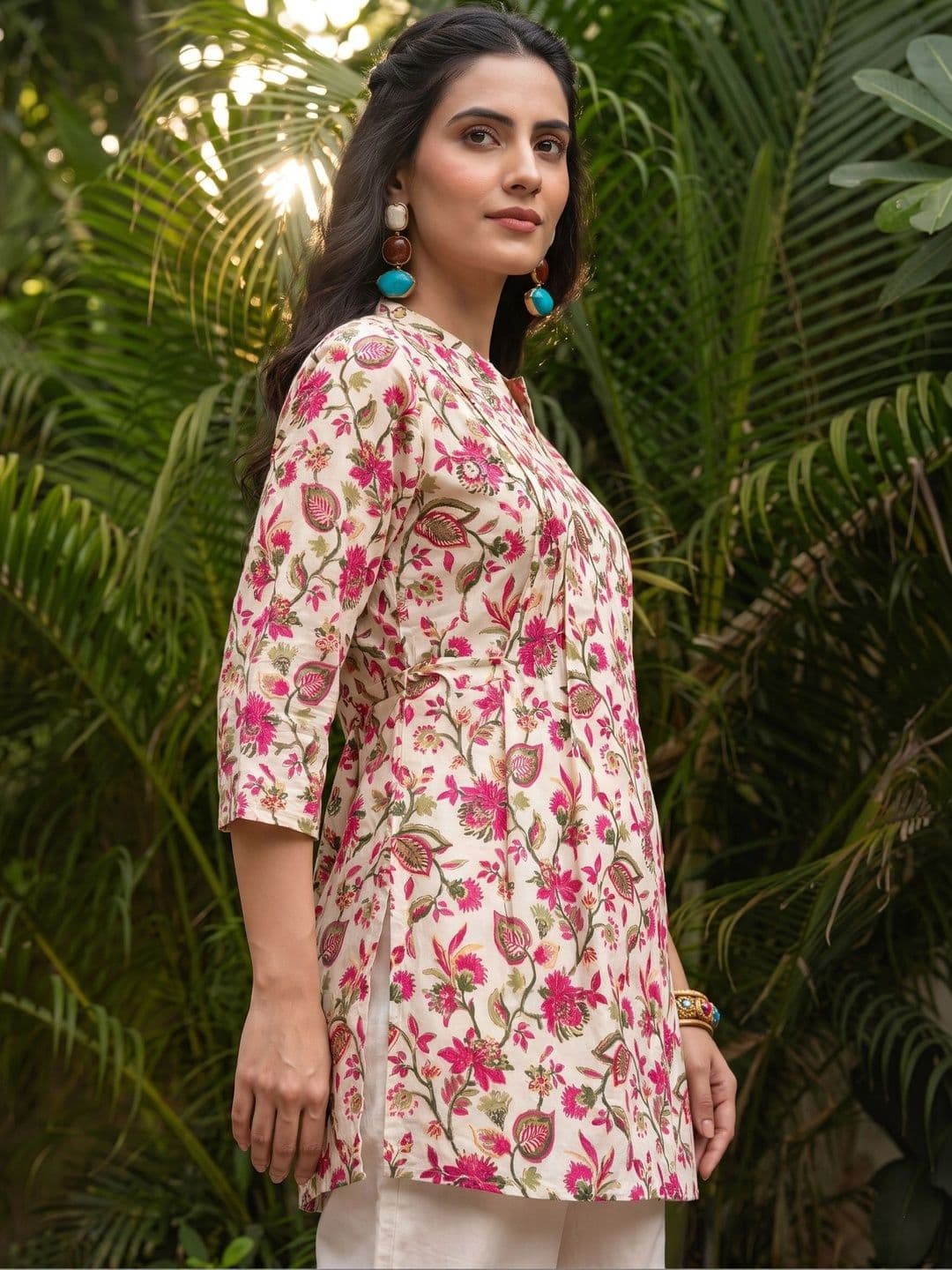 SHRI VANYA CREATION Floral Printed Pure Cotton Kurti thumbnail 4