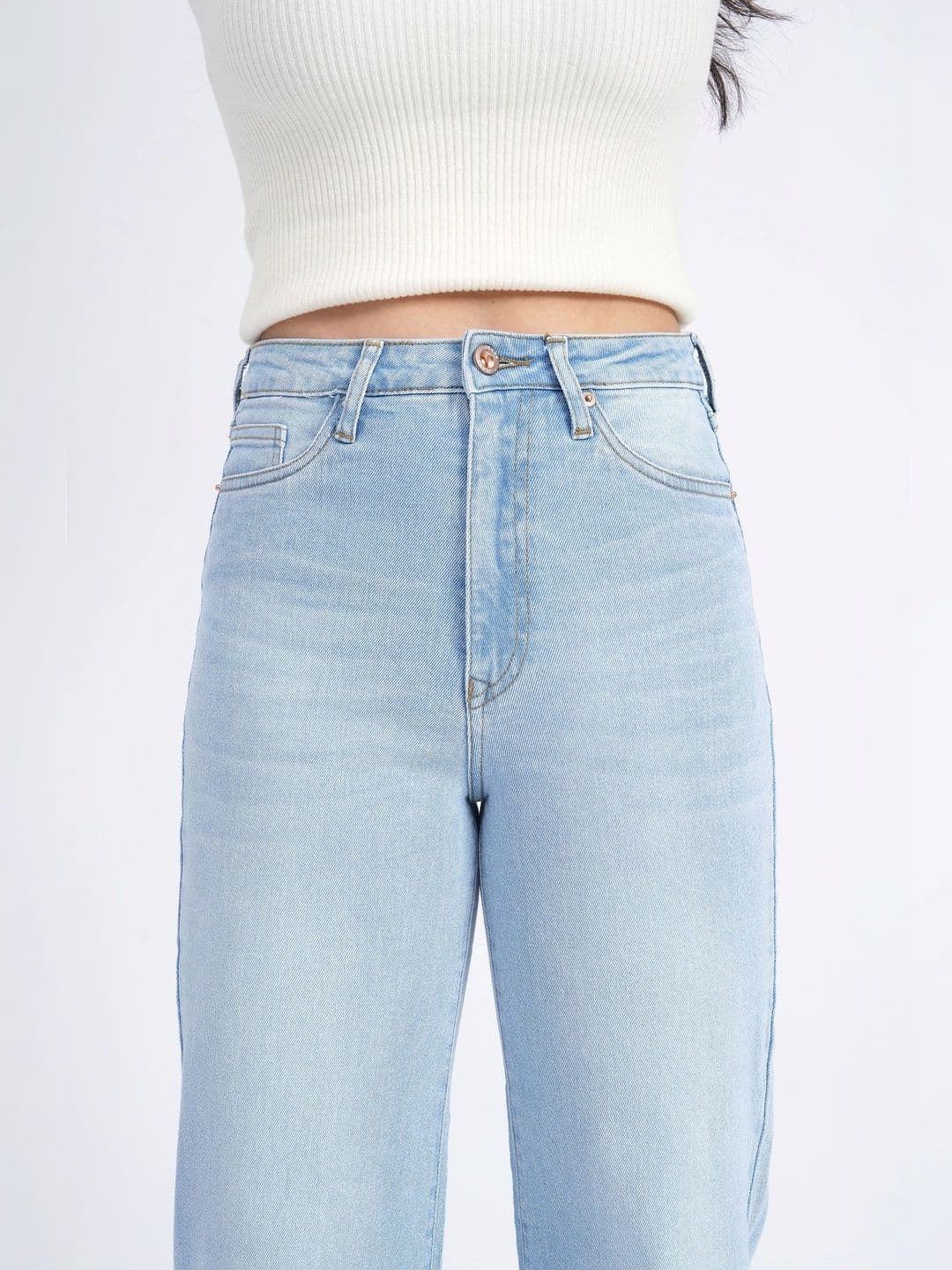 Defrost Jeans Women High-Rise Light Fade Stretchable Baggy Jeans thumbnail 4