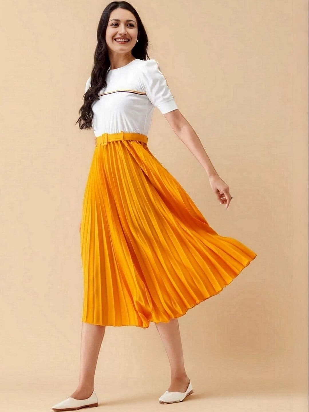 DressBerry Colourblocked Crepe A-Line Midi Dress thumbnail 3
