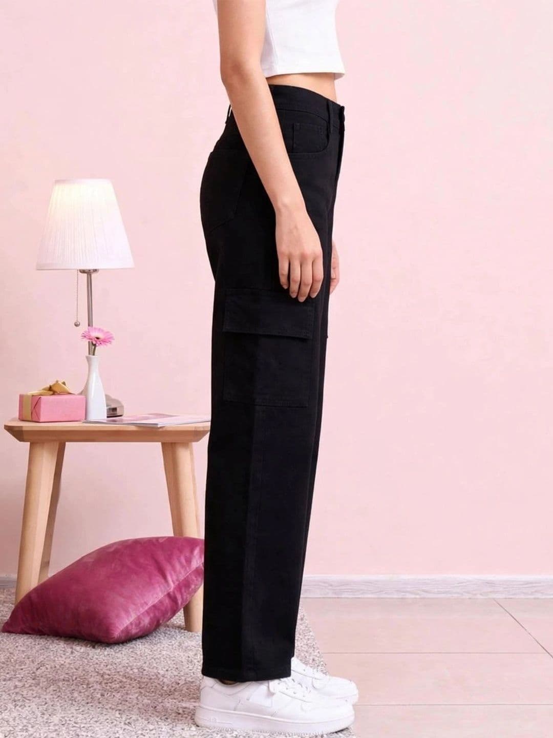 DressBerry Women Classic Relaxed Fit Mid-Rise Stretchable Jeans thumbnail 2