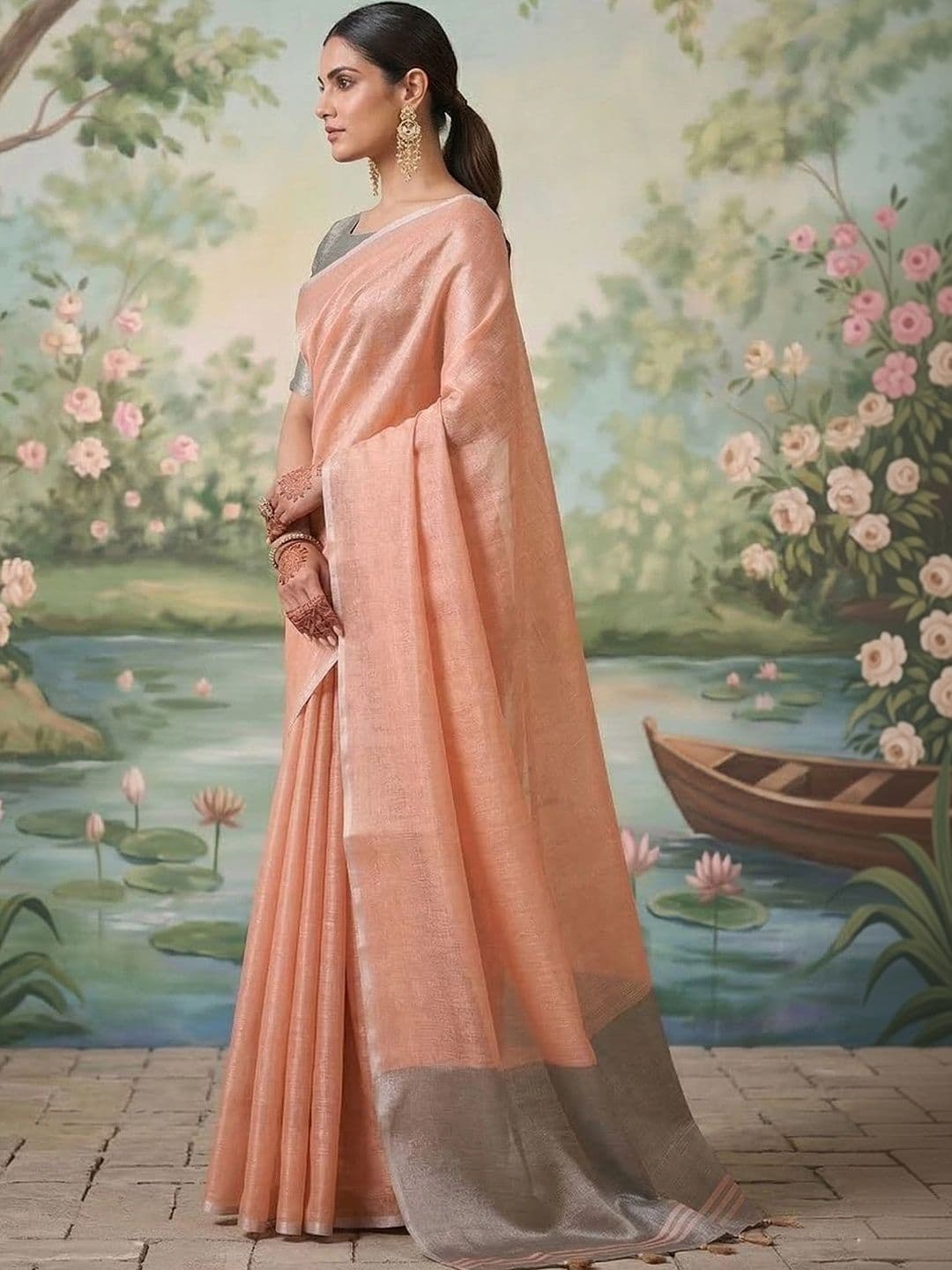 Mitera Woven Design Tissue Saree thumbnail 2