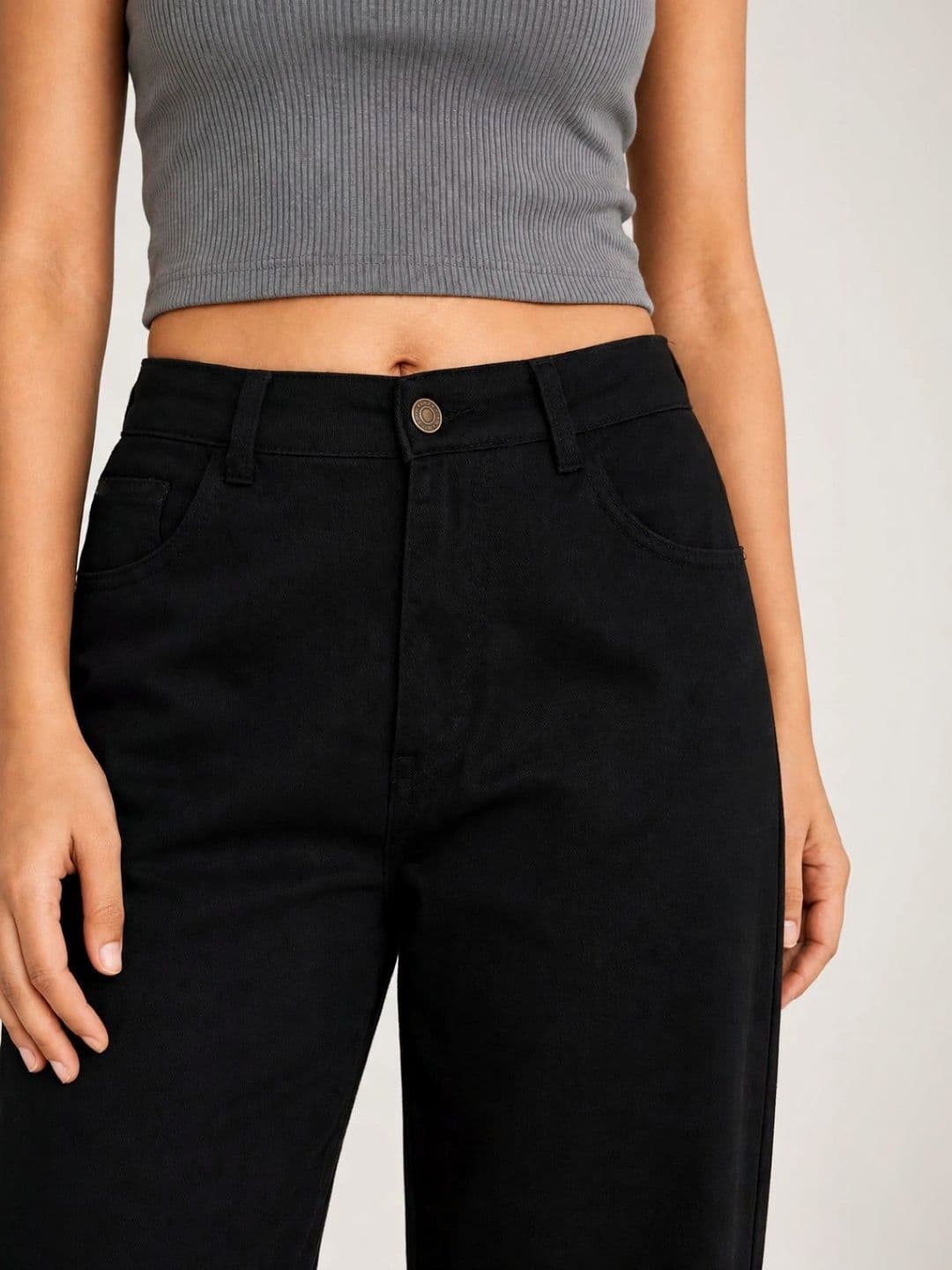 LINARIA Women Classic Relaxed Fit Mid-Rise Stretchable Jeans thumbnail 2