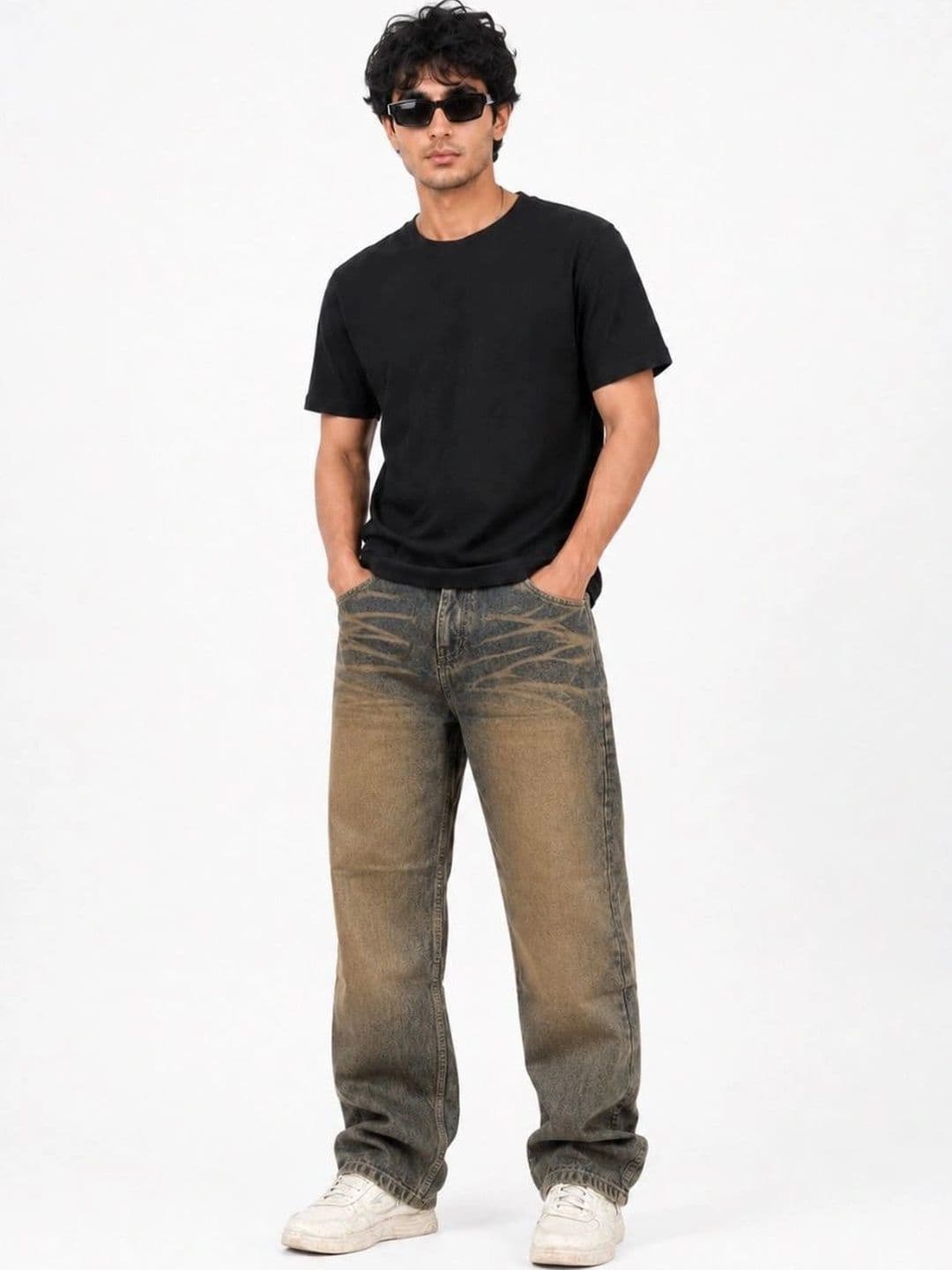 MQ Denim Men Straight Fit Mid-Rise Low Distress Light Fade Jeans thumbnail 3