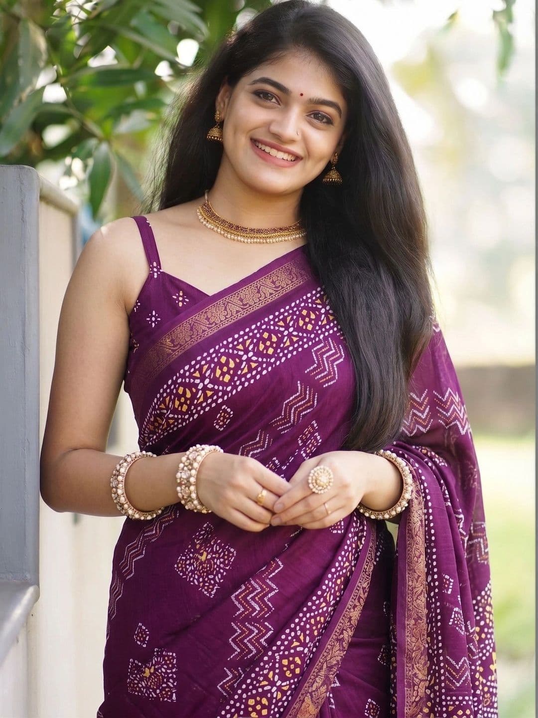 BOLOKA Batik Zari Poly Georgette Designer Saree thumbnail 5
