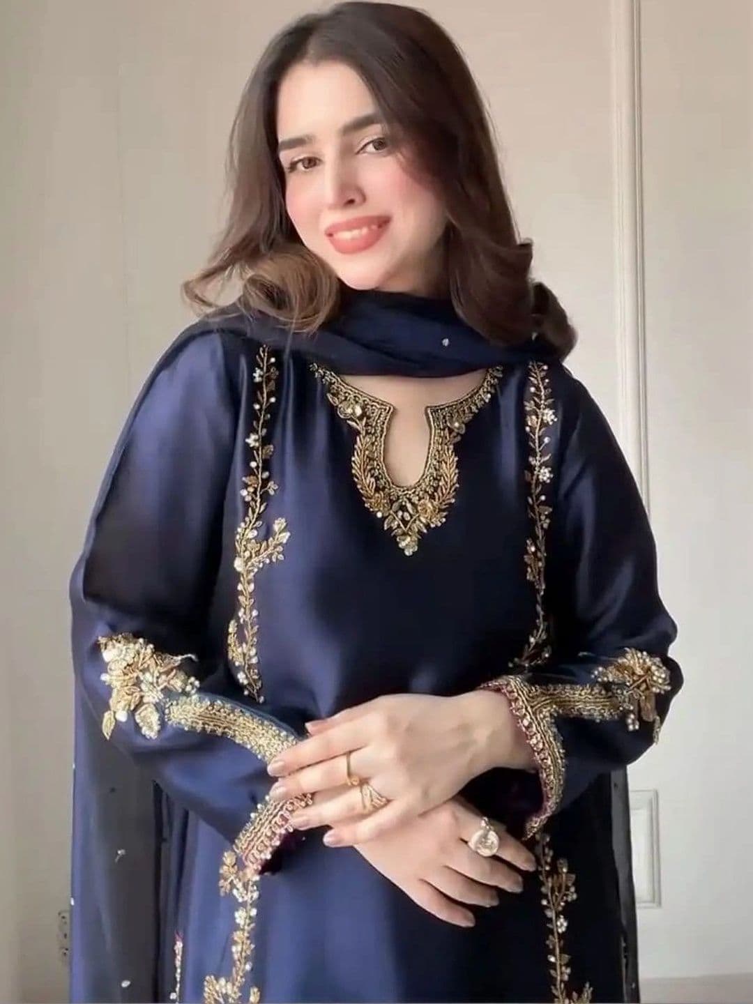 HERE&NOW Women Ethnic Motifs Embroidered Regular Silk Crepe Kurta with Patiala & With Dupatta thumbnail 2