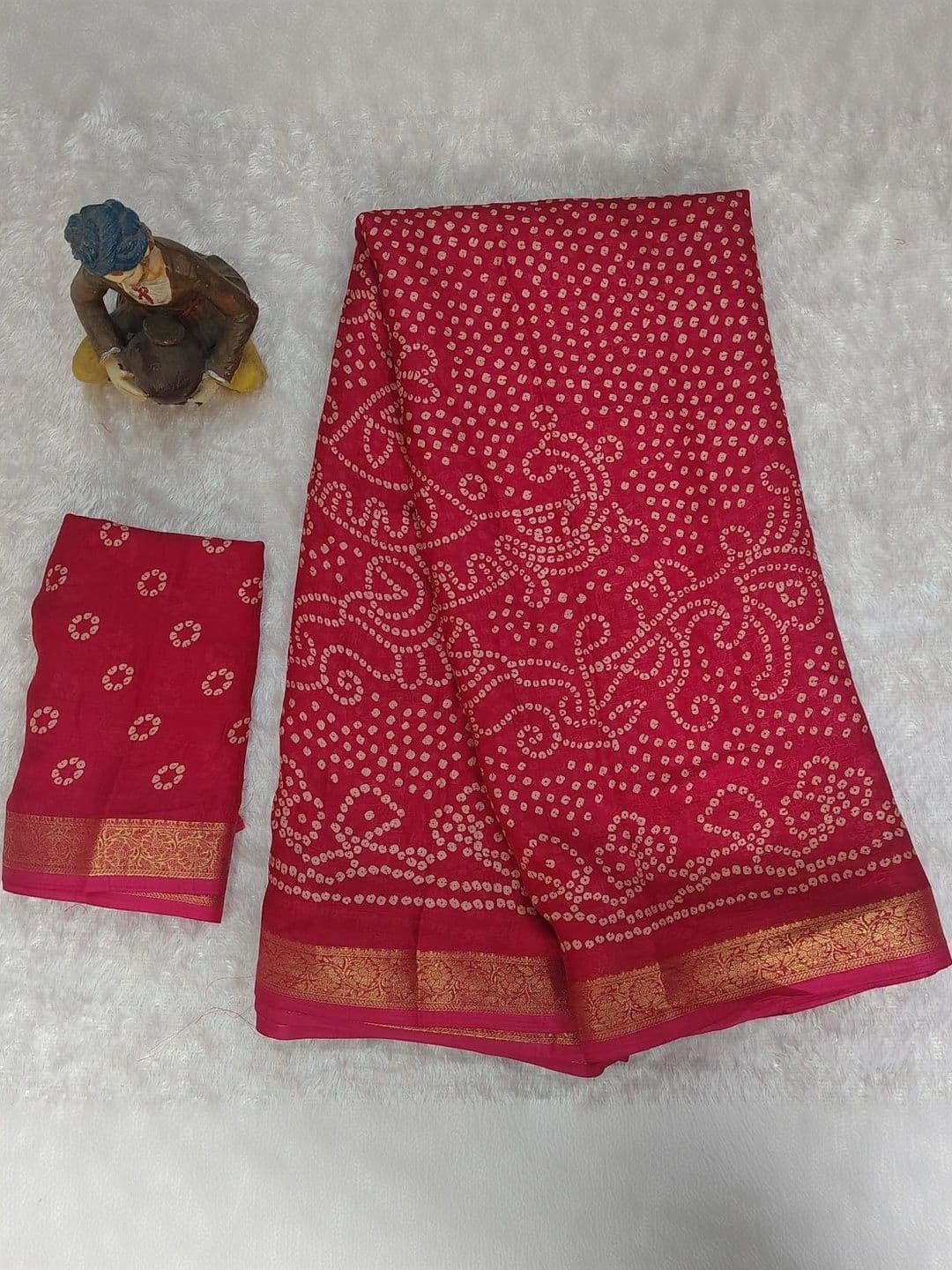 KALINI Bandhani Zari Pure Georgette Fusion Saree thumbnail 6