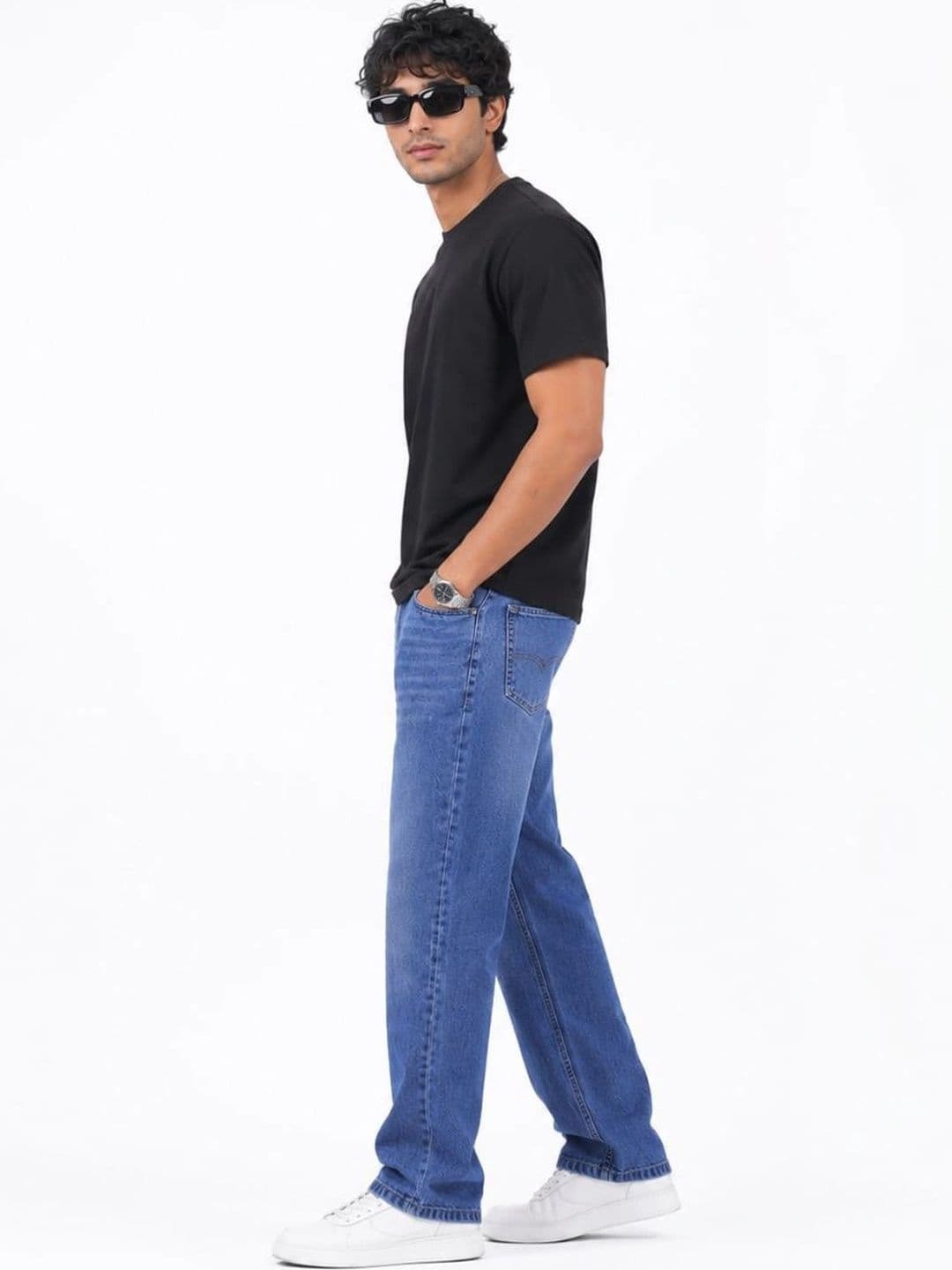 MQ Denim Men Straight Fit Mid-Rise Light Fade Jeans thumbnail 4