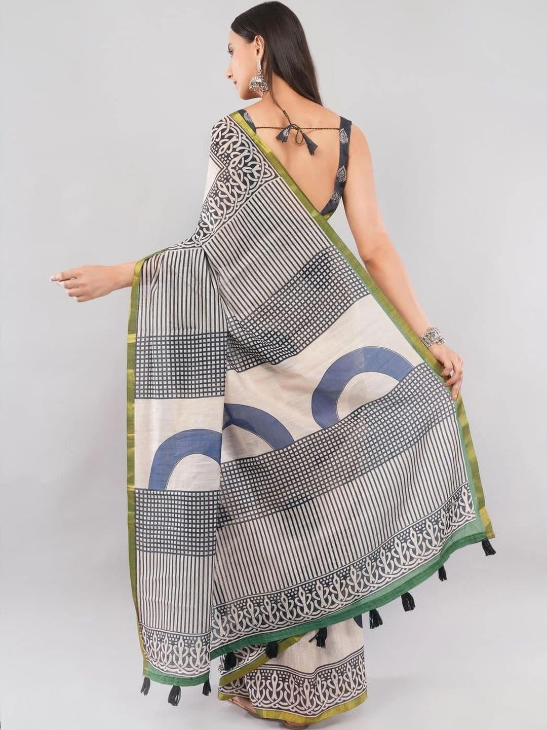 SAMANTHA Polka Dot Linen Blend Belted Saree thumbnail 5