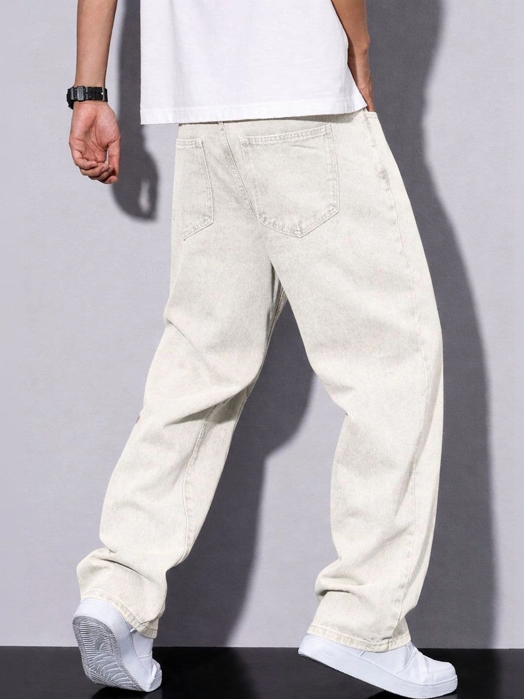 PLUS 91 Men Smart Straight Fit Mid-Rise Jeans thumbnail 3