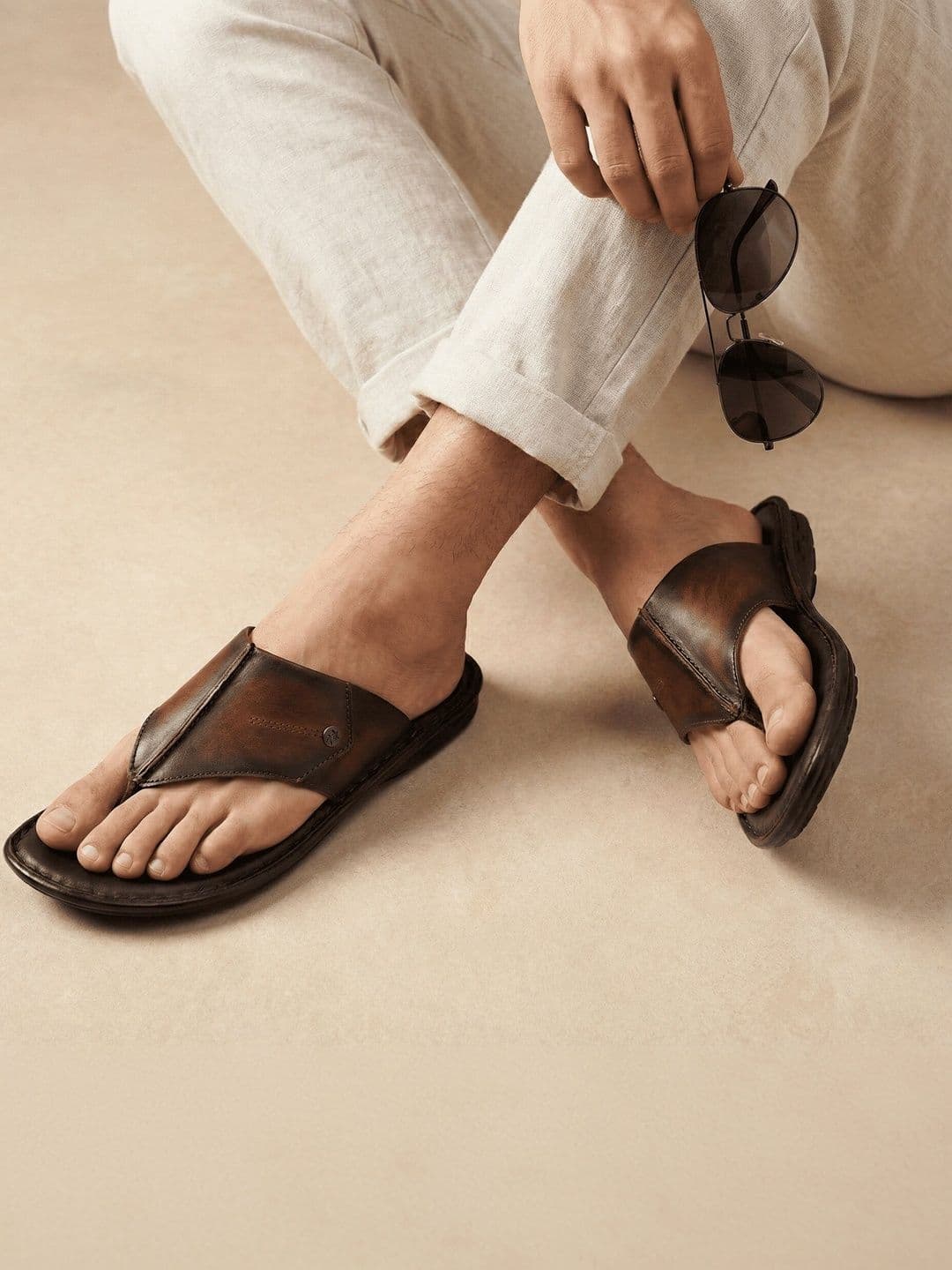 Mardi Gras Men Thong Flip-Flops - view 1